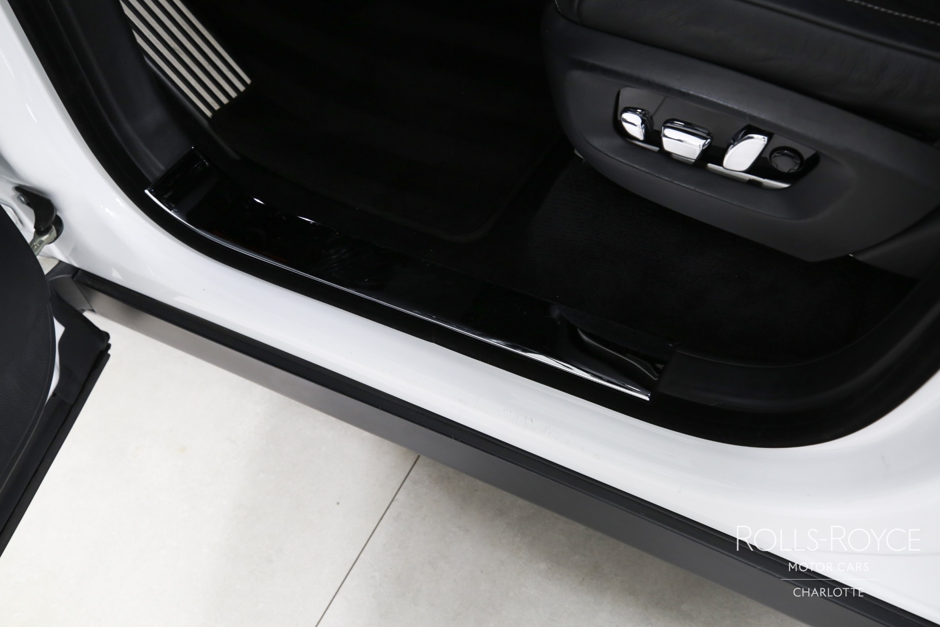 2020 Rolls Royce Cullinan photo 15