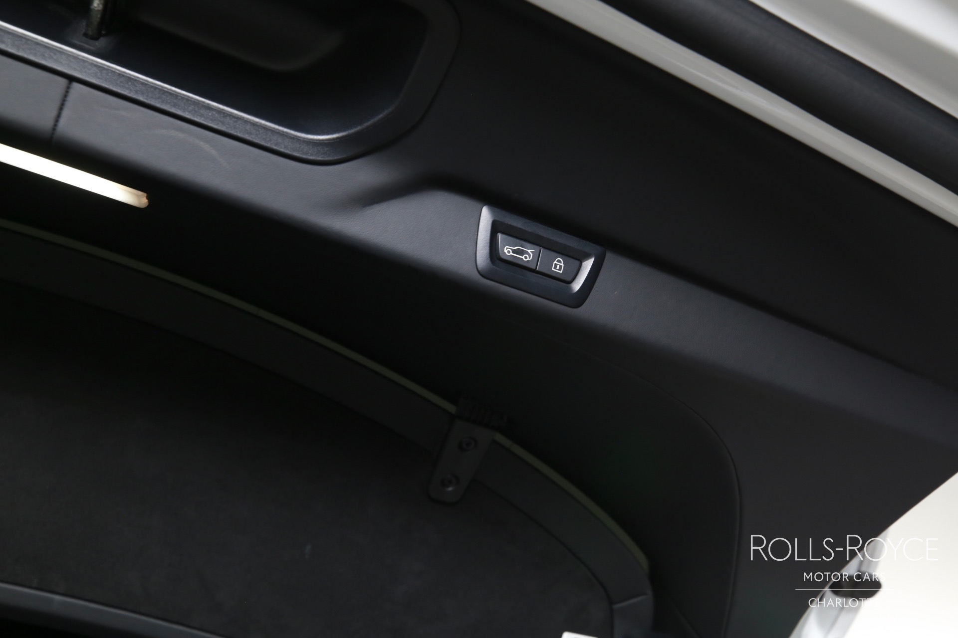 2020 Rolls Royce Cullinan photo 20