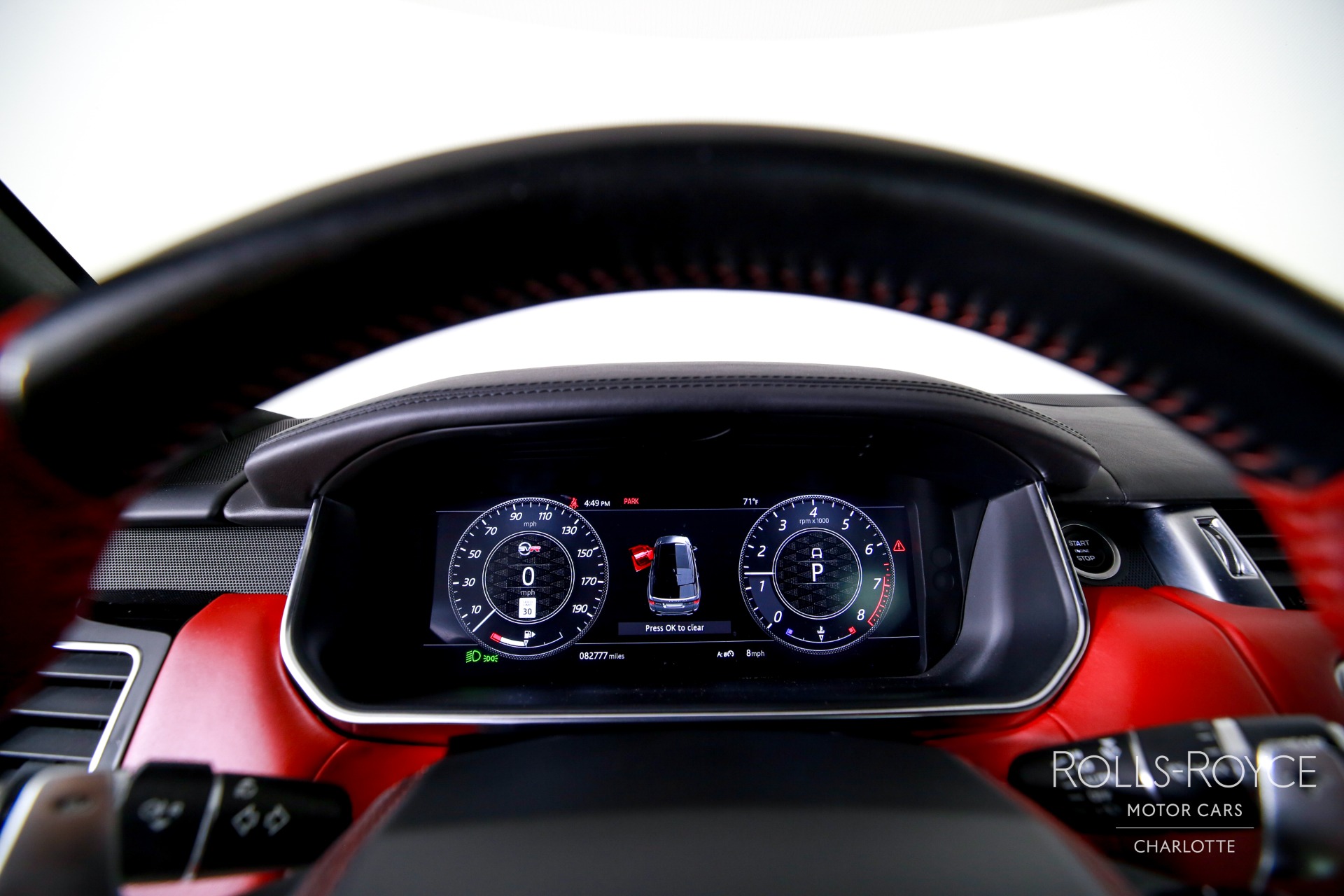 2019 Land Rover Range Rover Sport SVR photo 12