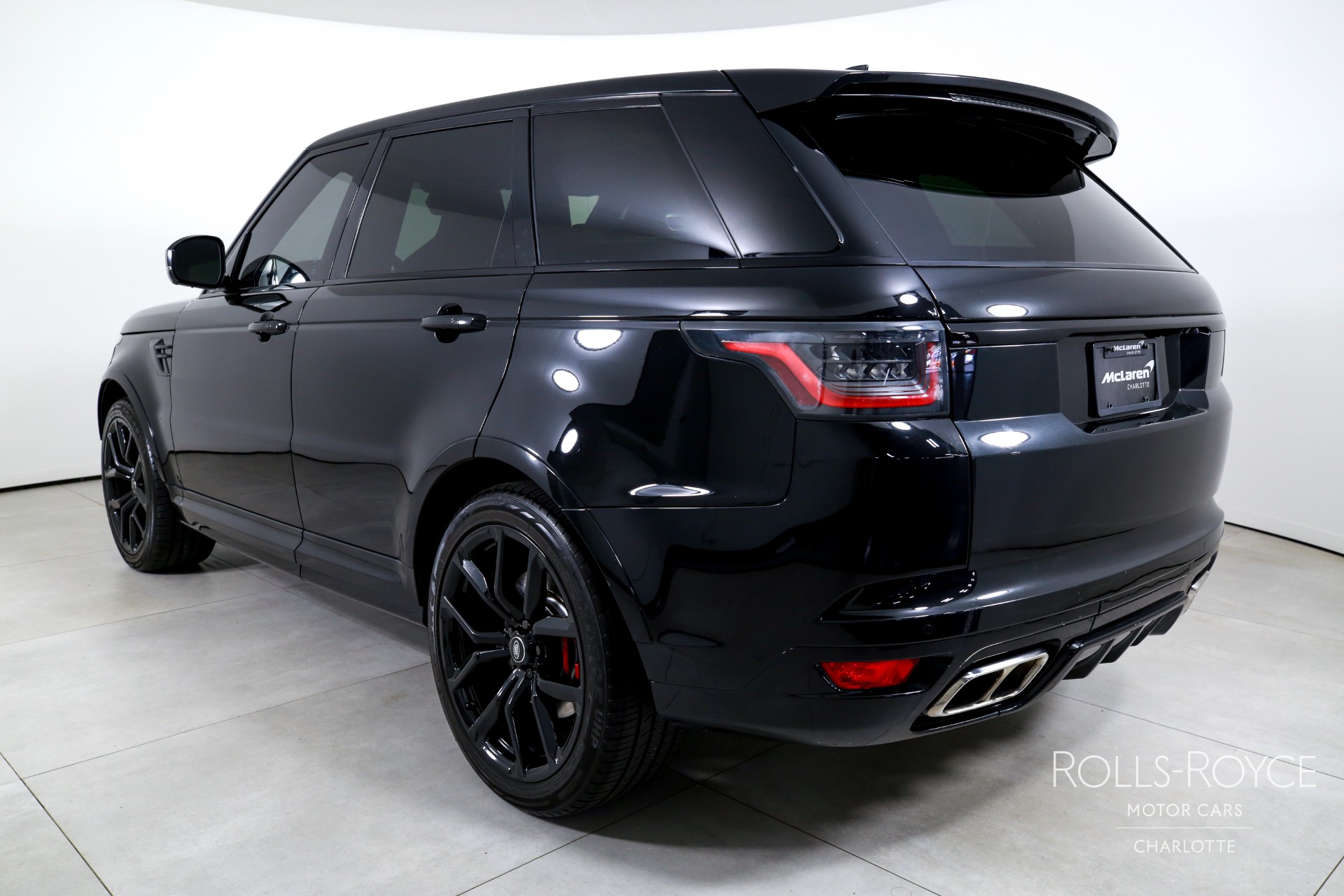 2019 Land Rover Range Rover Sport SVR photo 5