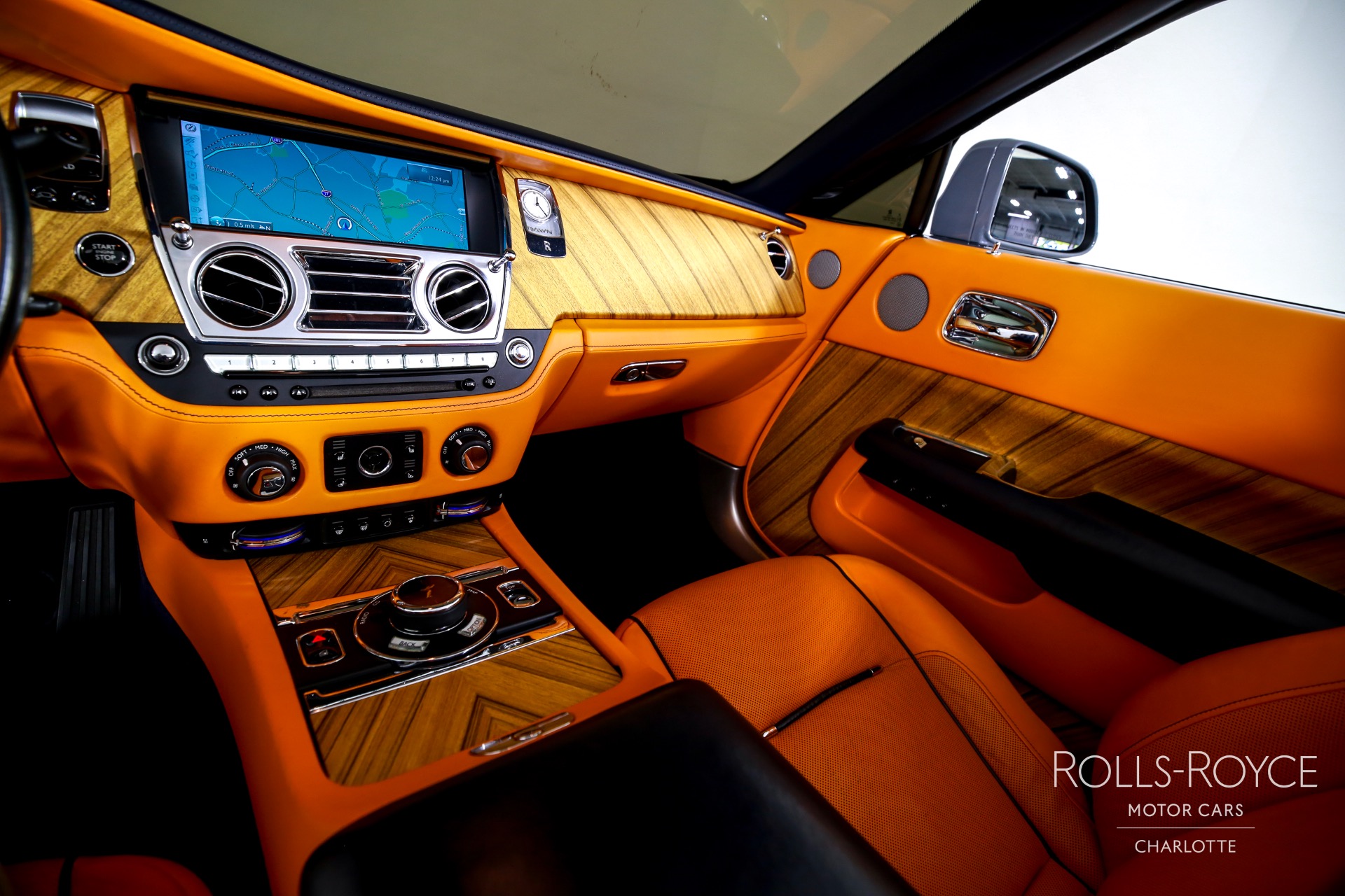 2017 Rolls Royce Dawn RR6 photo 15