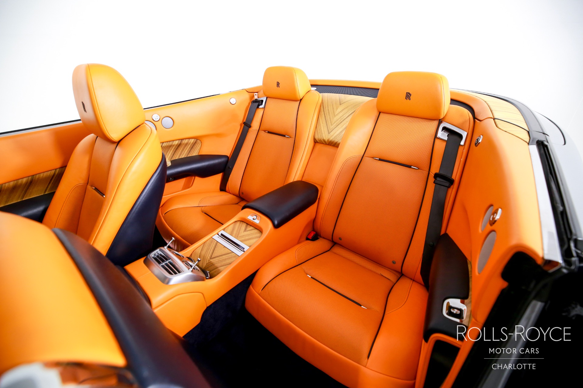 2017 Rolls Royce Dawn RR6 photo 17