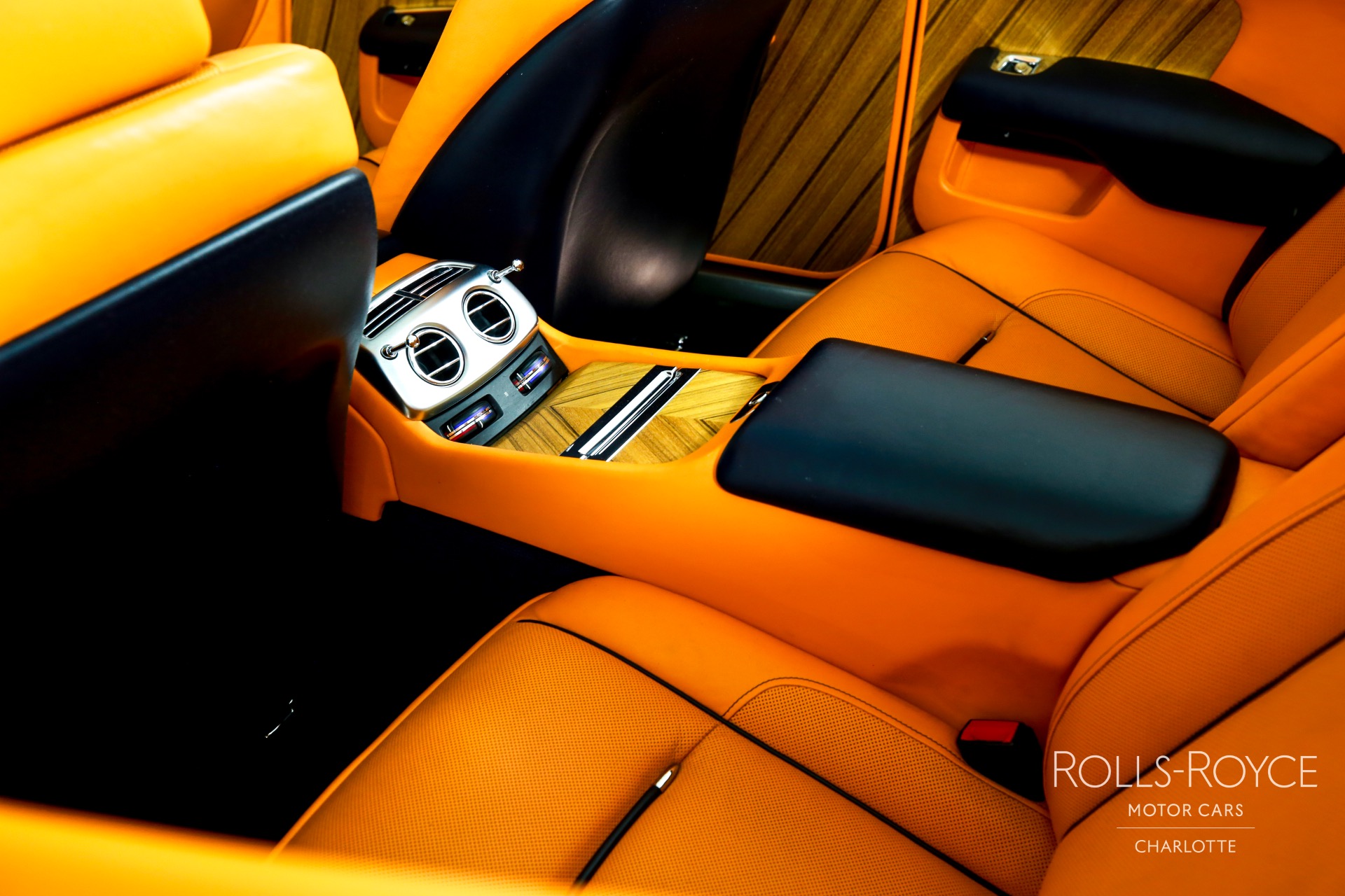 2017 Rolls Royce Dawn RR6 photo 18