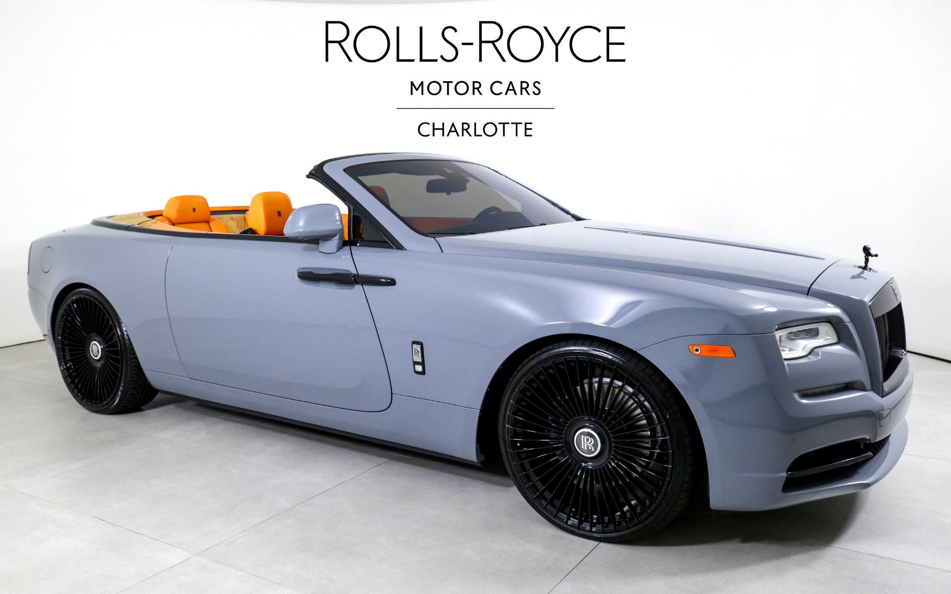 2017 Rolls Royce Dawn RR6 photo 5
