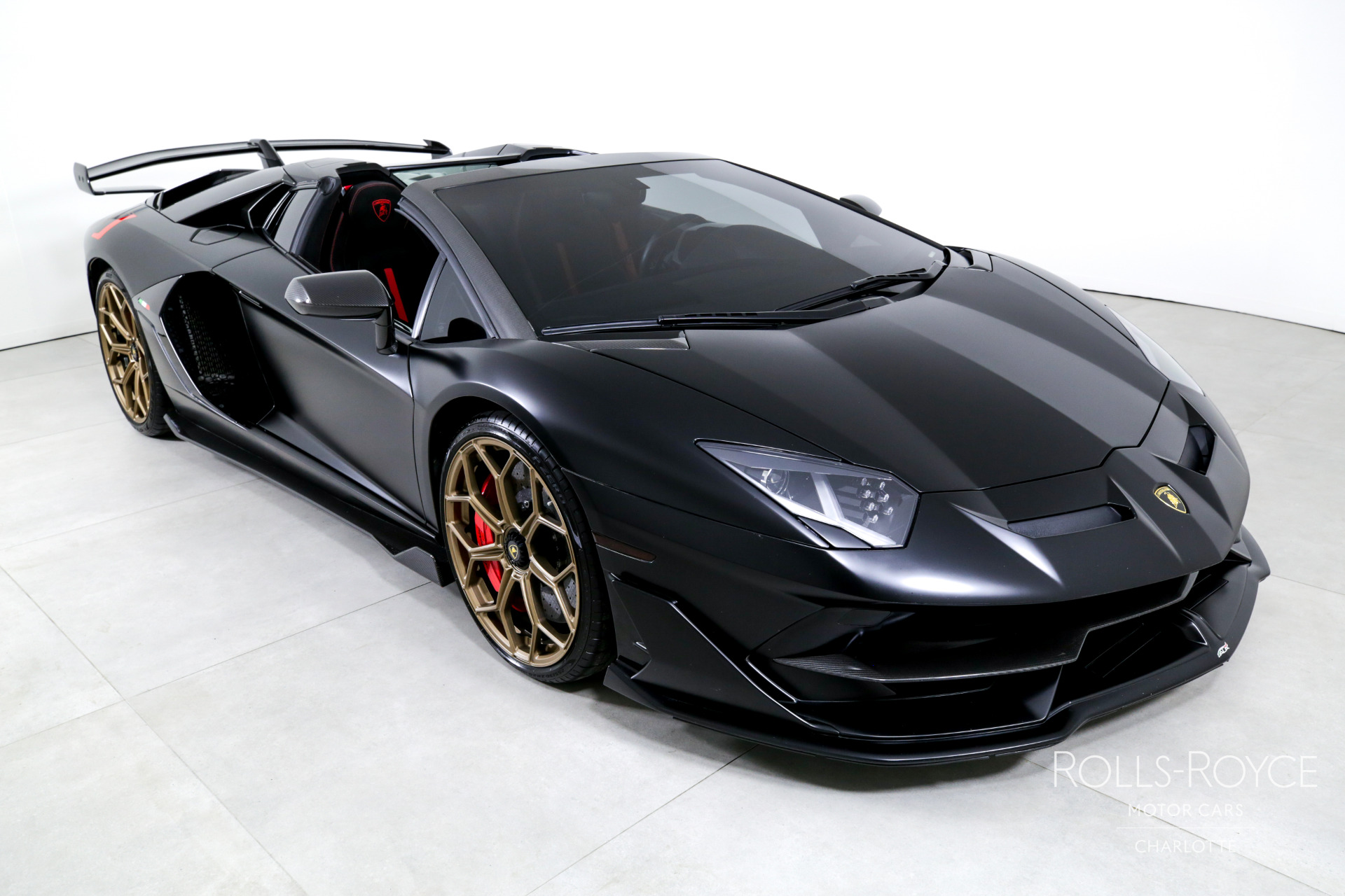 2021 Lamborghini Aventador SVJ photo 4