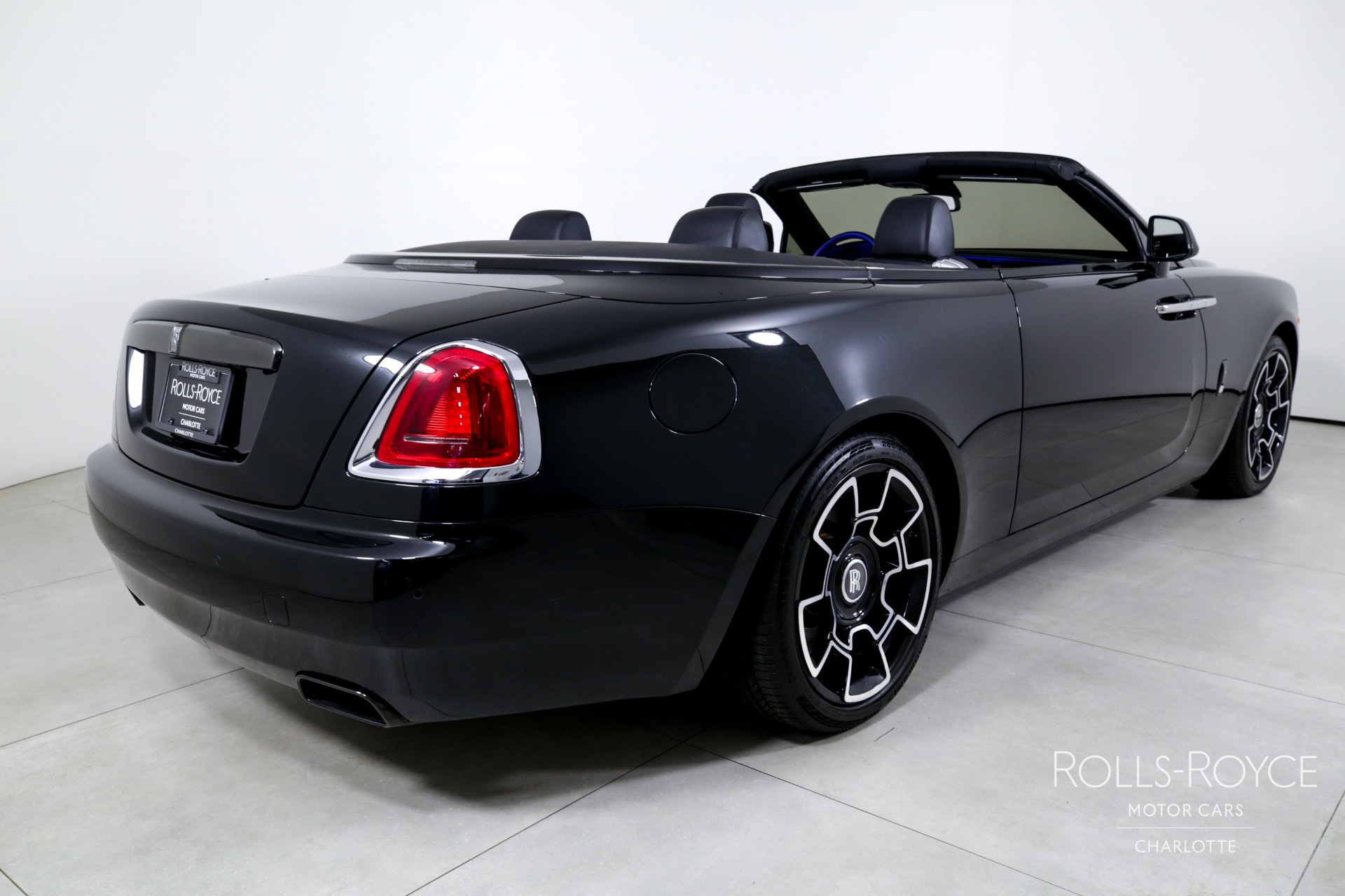 2018 Rolls Royce Dawn RR6 photo 2