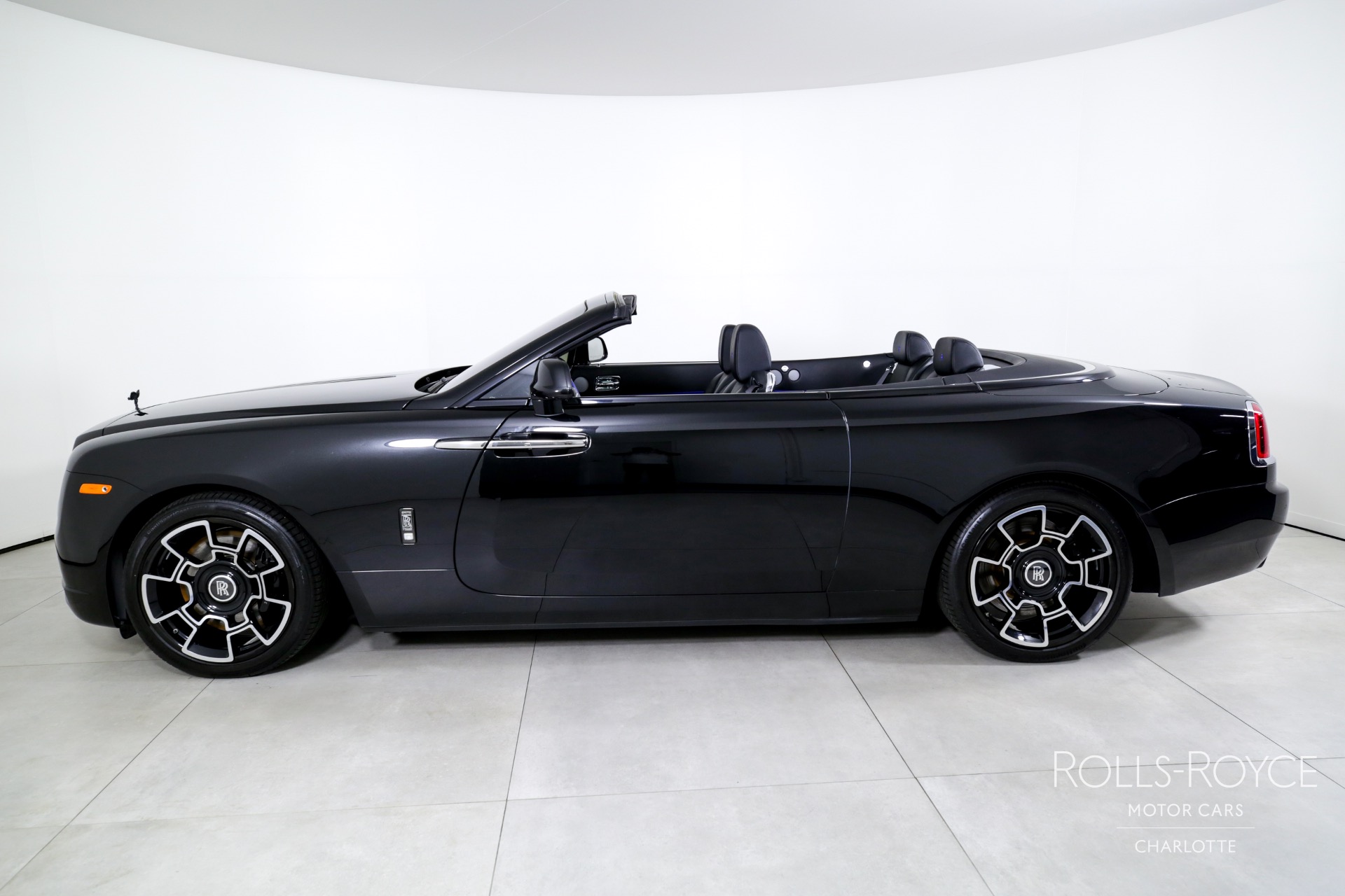 2018 Rolls Royce Dawn RR6 photo 3