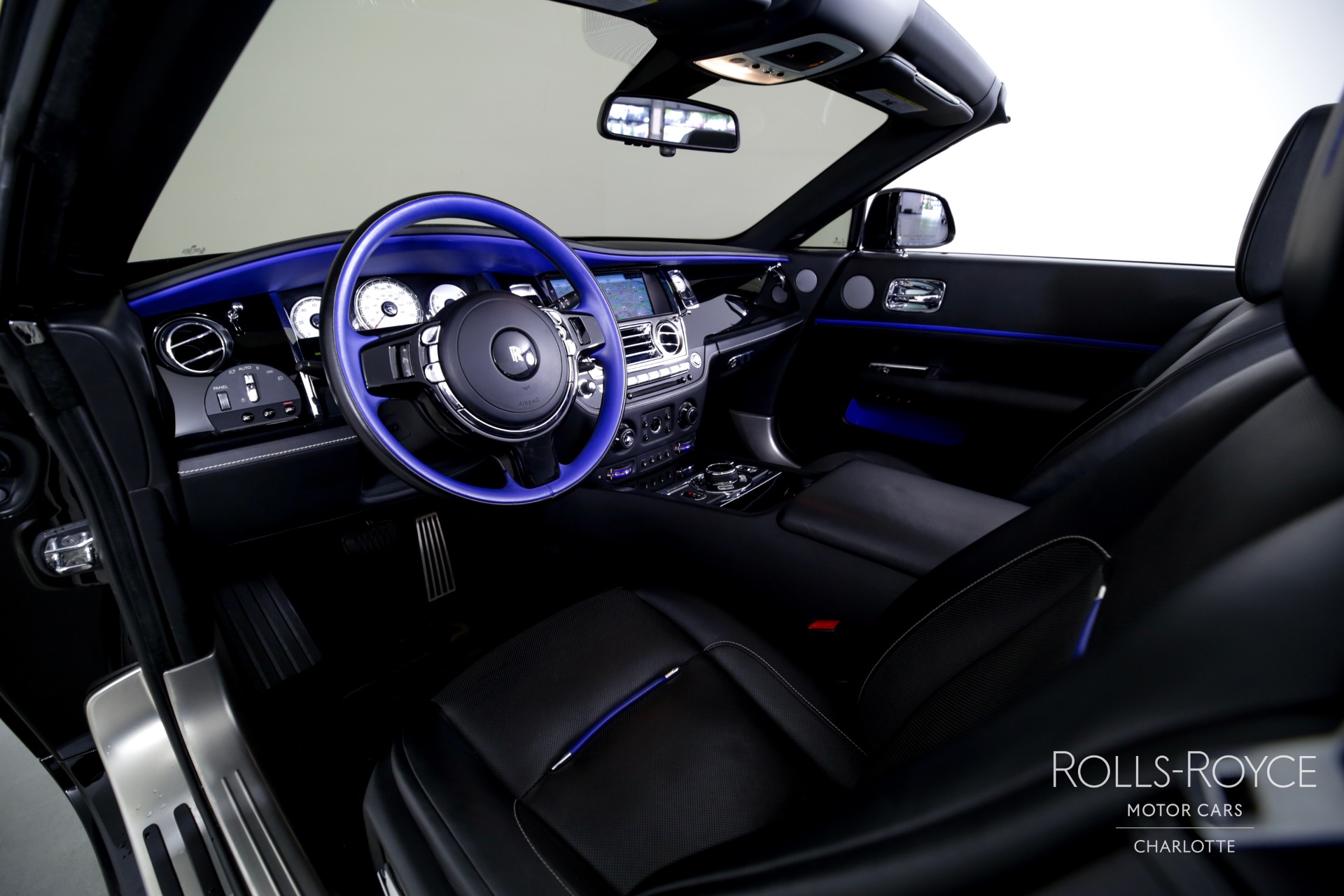 2018 Rolls Royce Dawn RR6 photo 4