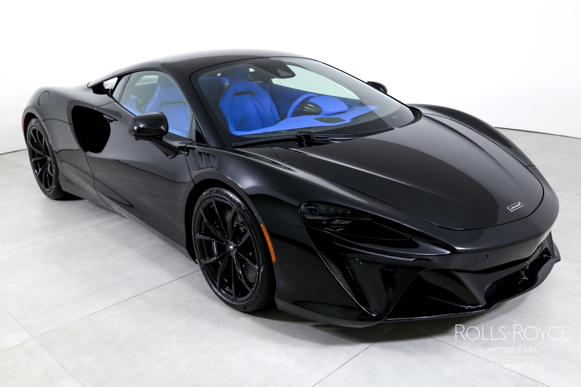 2024 Mclaren ARTURA photo 3