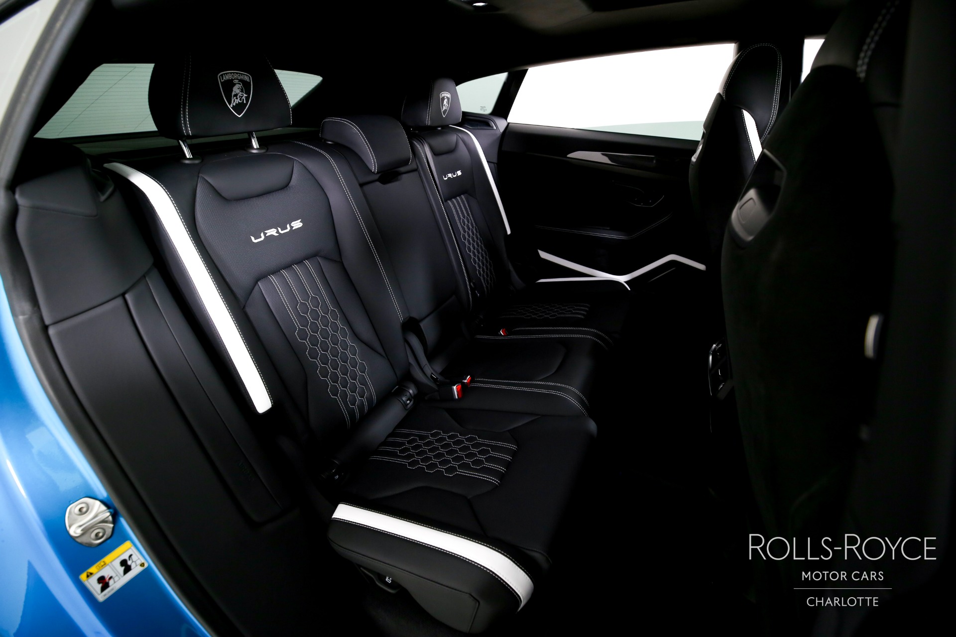 2023 Lamborghini Urus Performante photo 22