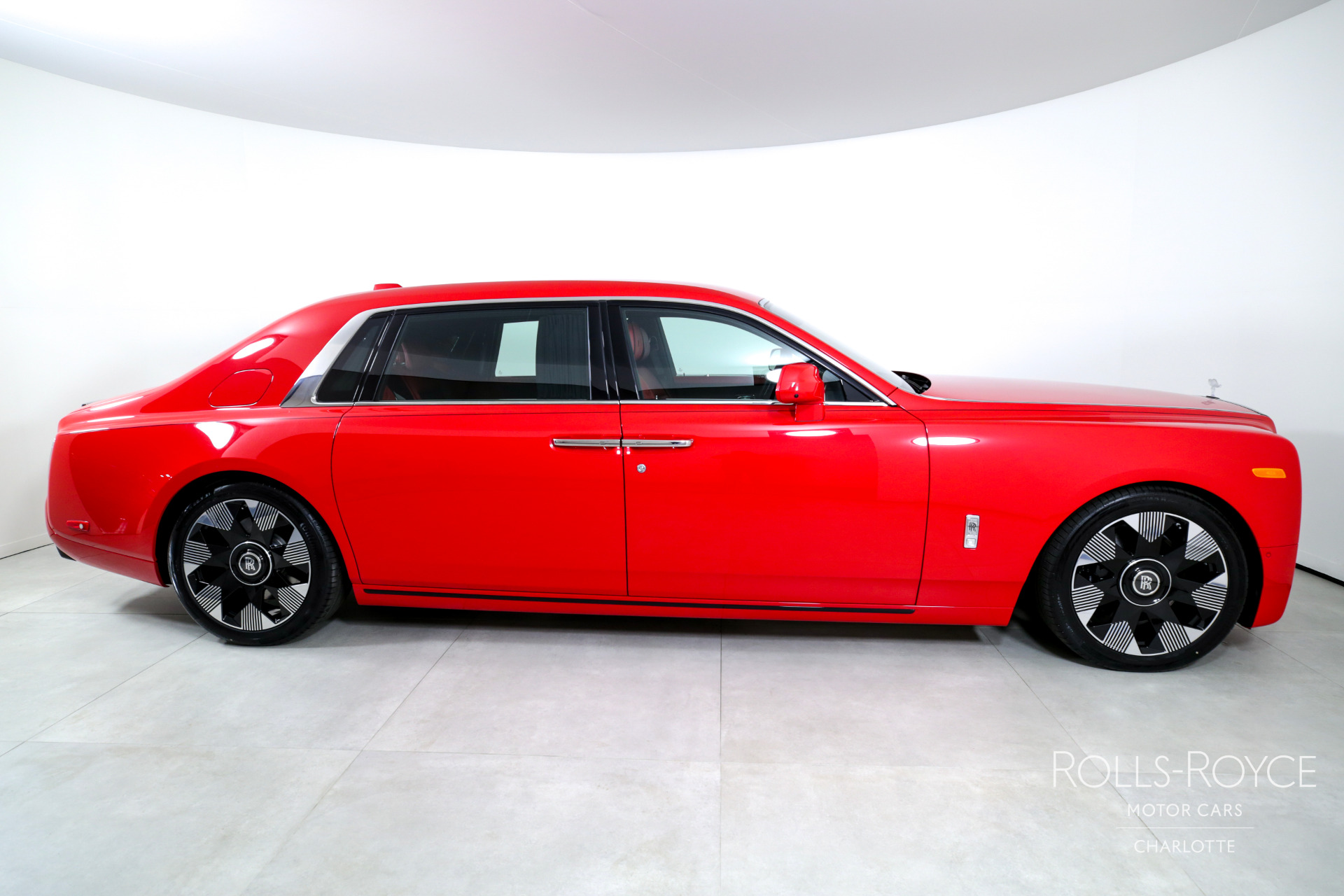 2024 Rolls Royce Phantom EWB photo 10