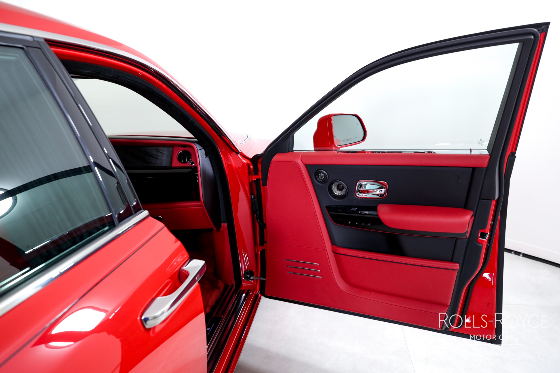 2024 Rolls Royce Phantom EWB photo 39