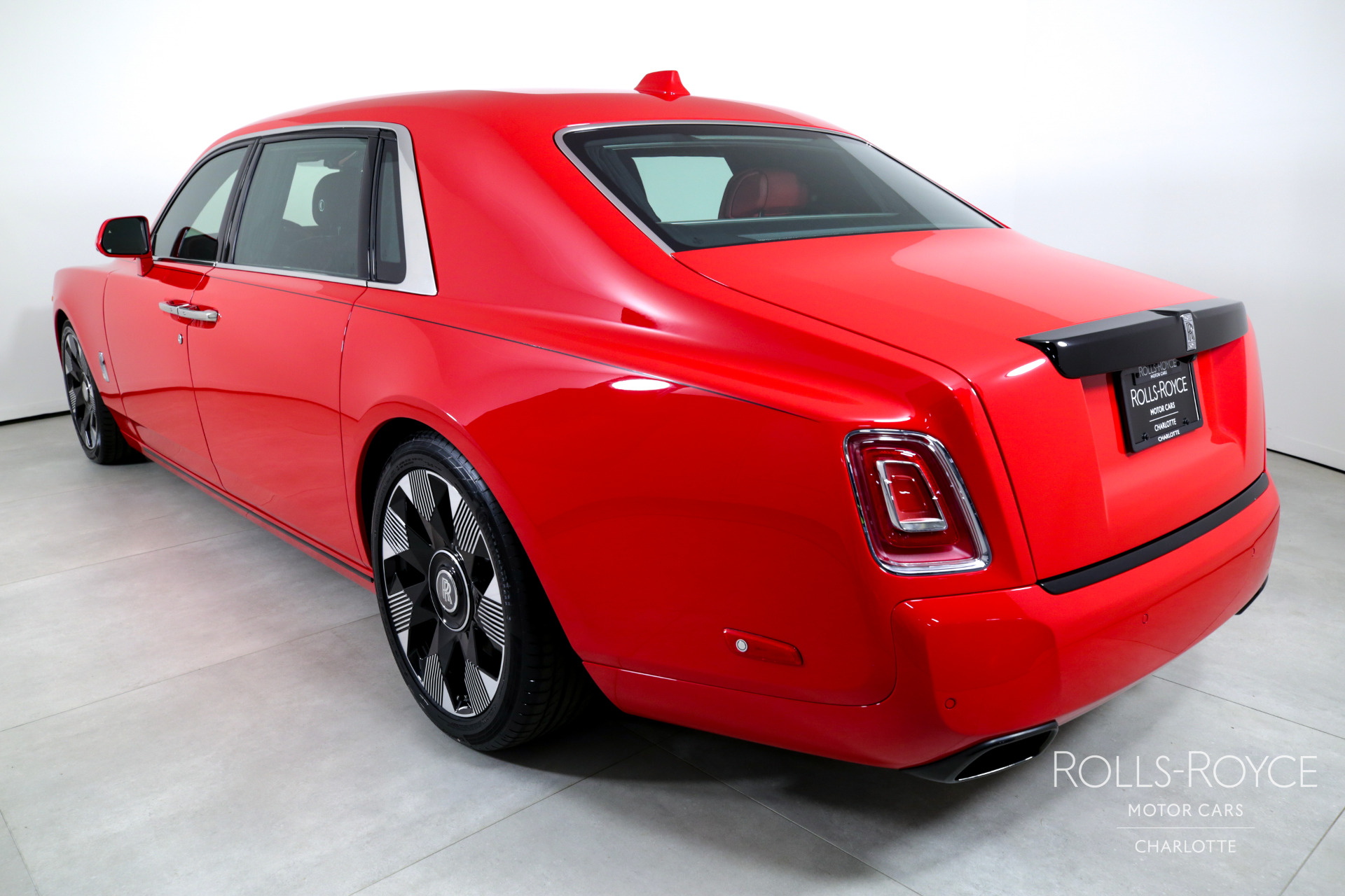 2024 Rolls Royce Phantom EWB photo 8