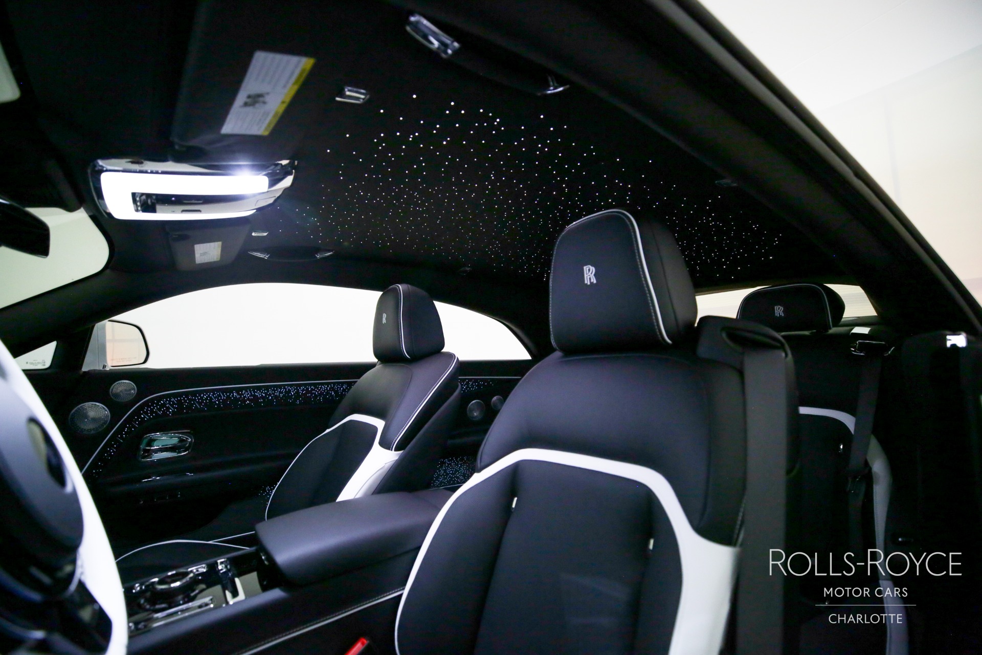 2024 Rolls Royce Spectre photo 12