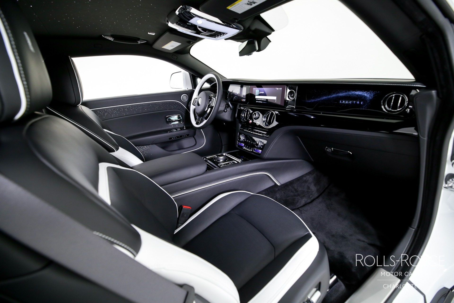 2024 Rolls Royce Spectre photo 23