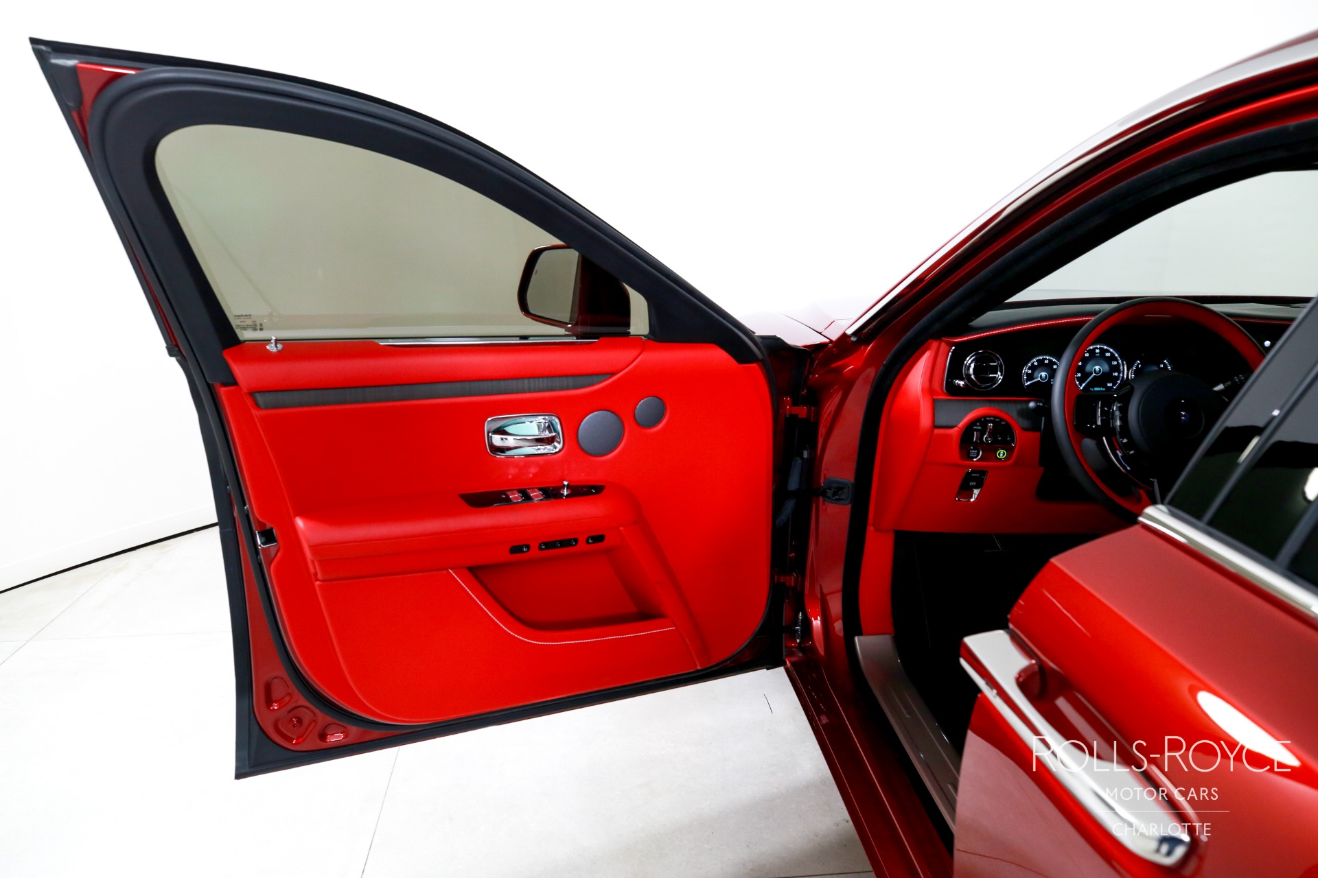 2024 Rolls Royce Ghost photo 11