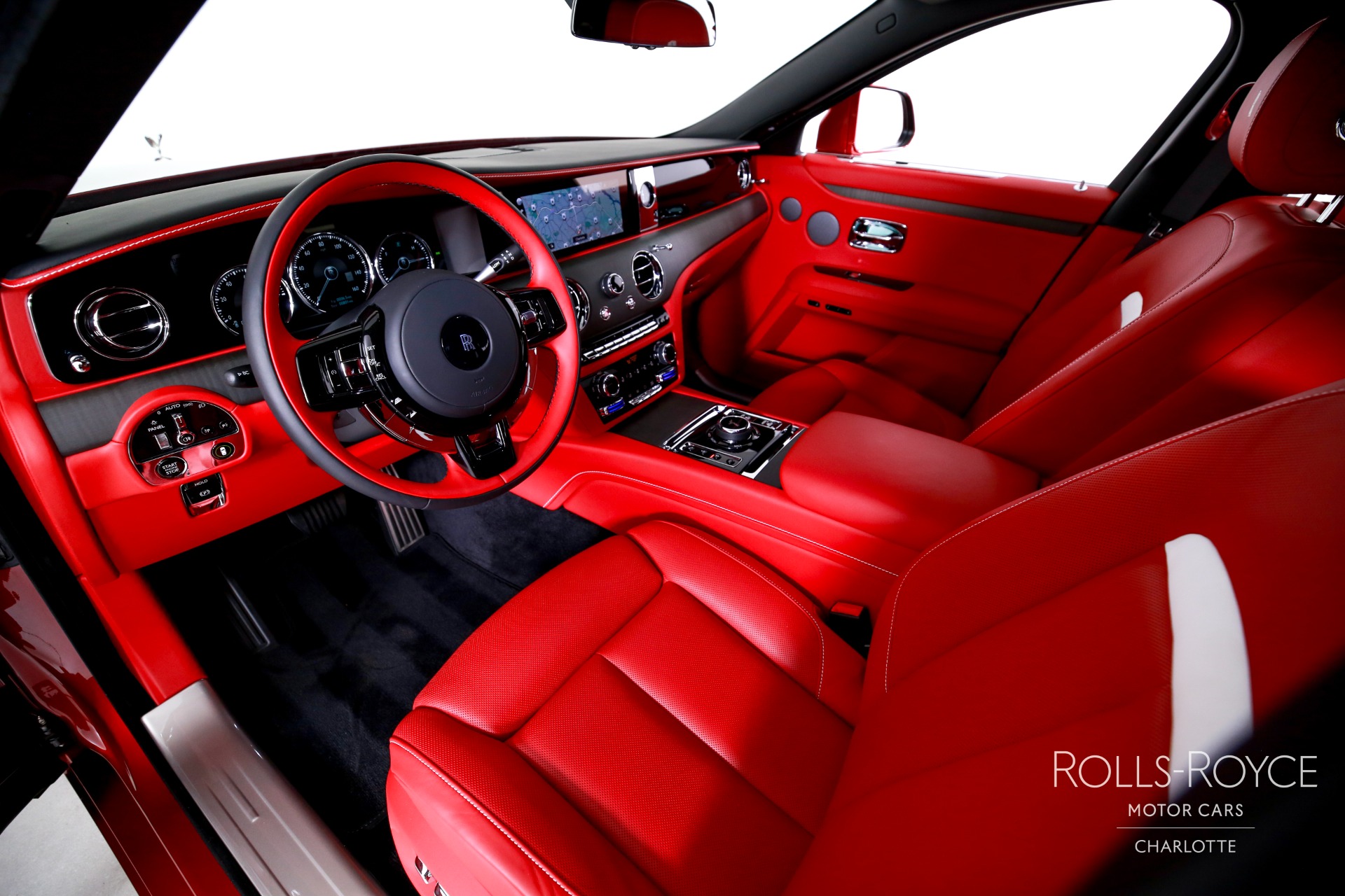 2024 Rolls Royce Ghost photo 4