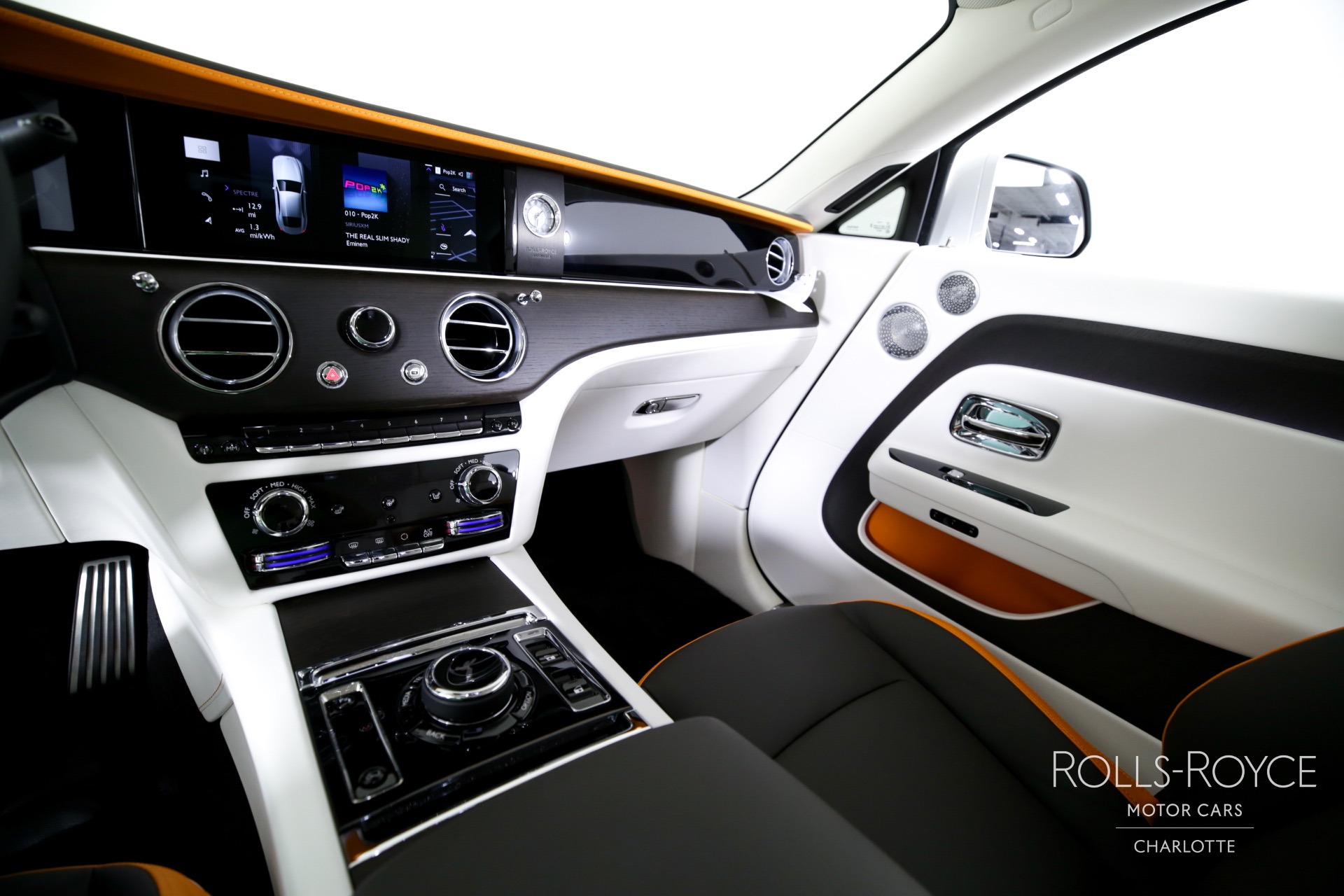 2024 Rolls Royce Spectre photo 13