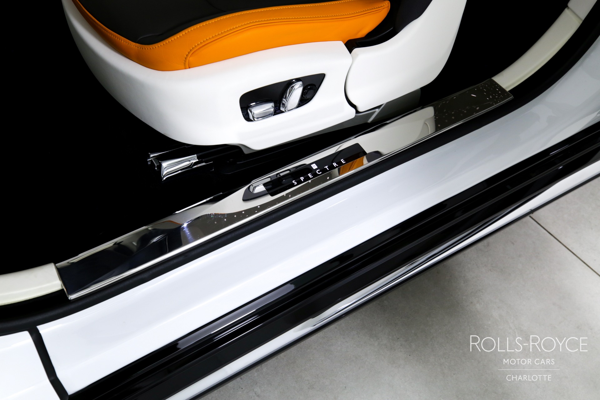 2024 Rolls Royce Spectre photo 15