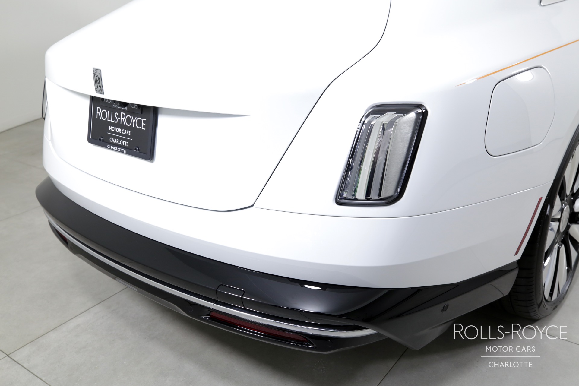 2024 Rolls Royce Spectre photo 30