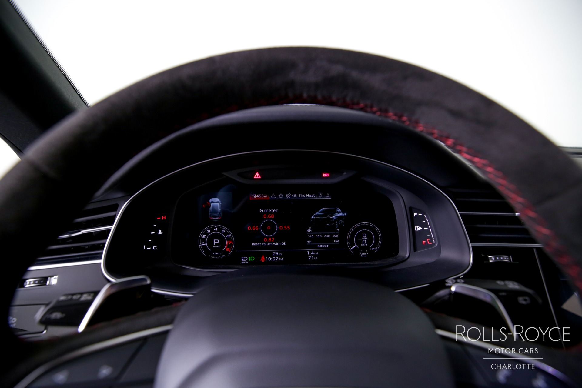 2024 Audi RS Q8 photo 13
