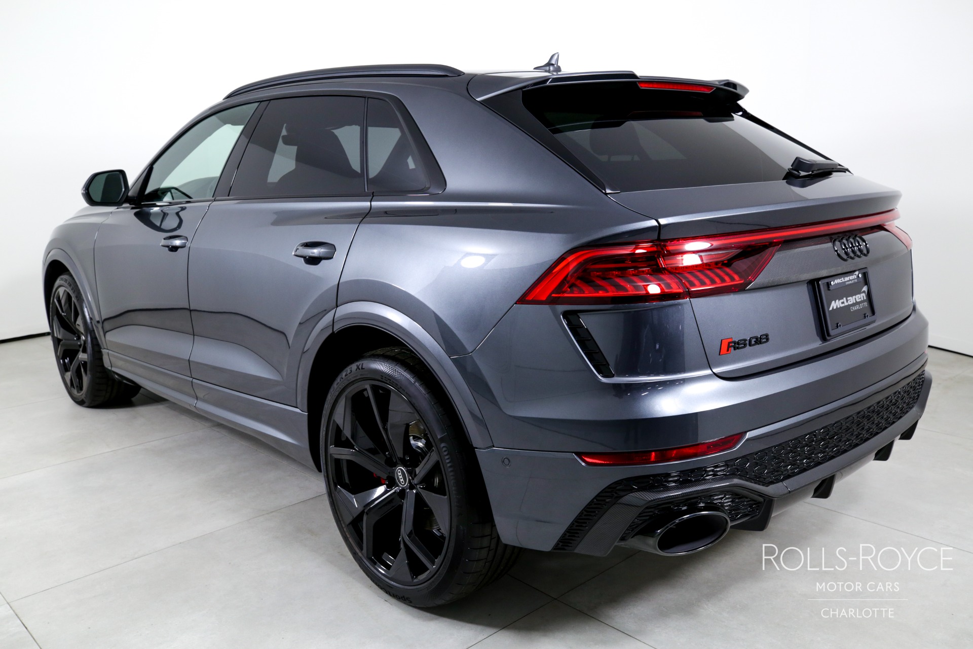 2024 Audi RS Q8 photo 6