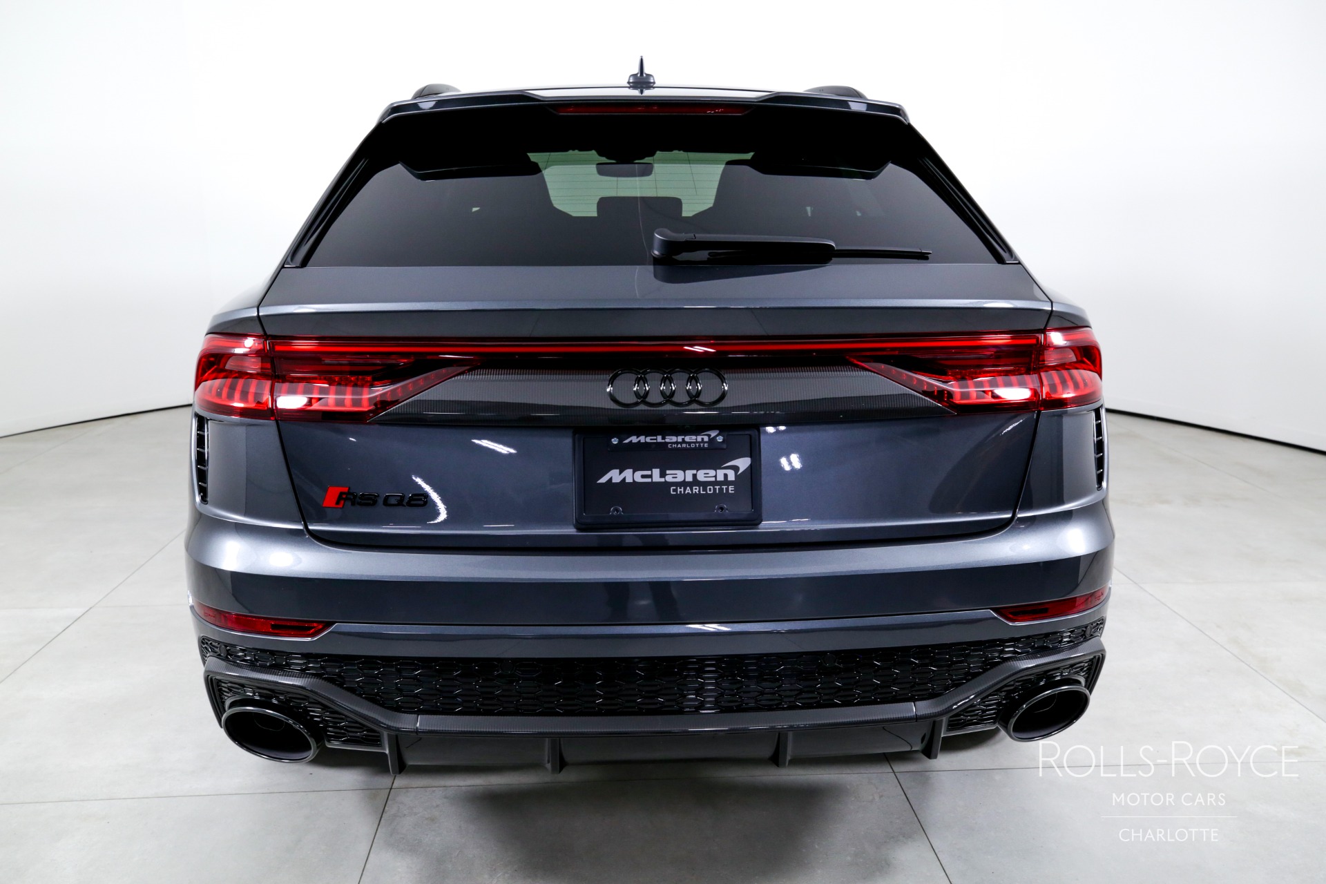 2024 Audi RS Q8 photo 7