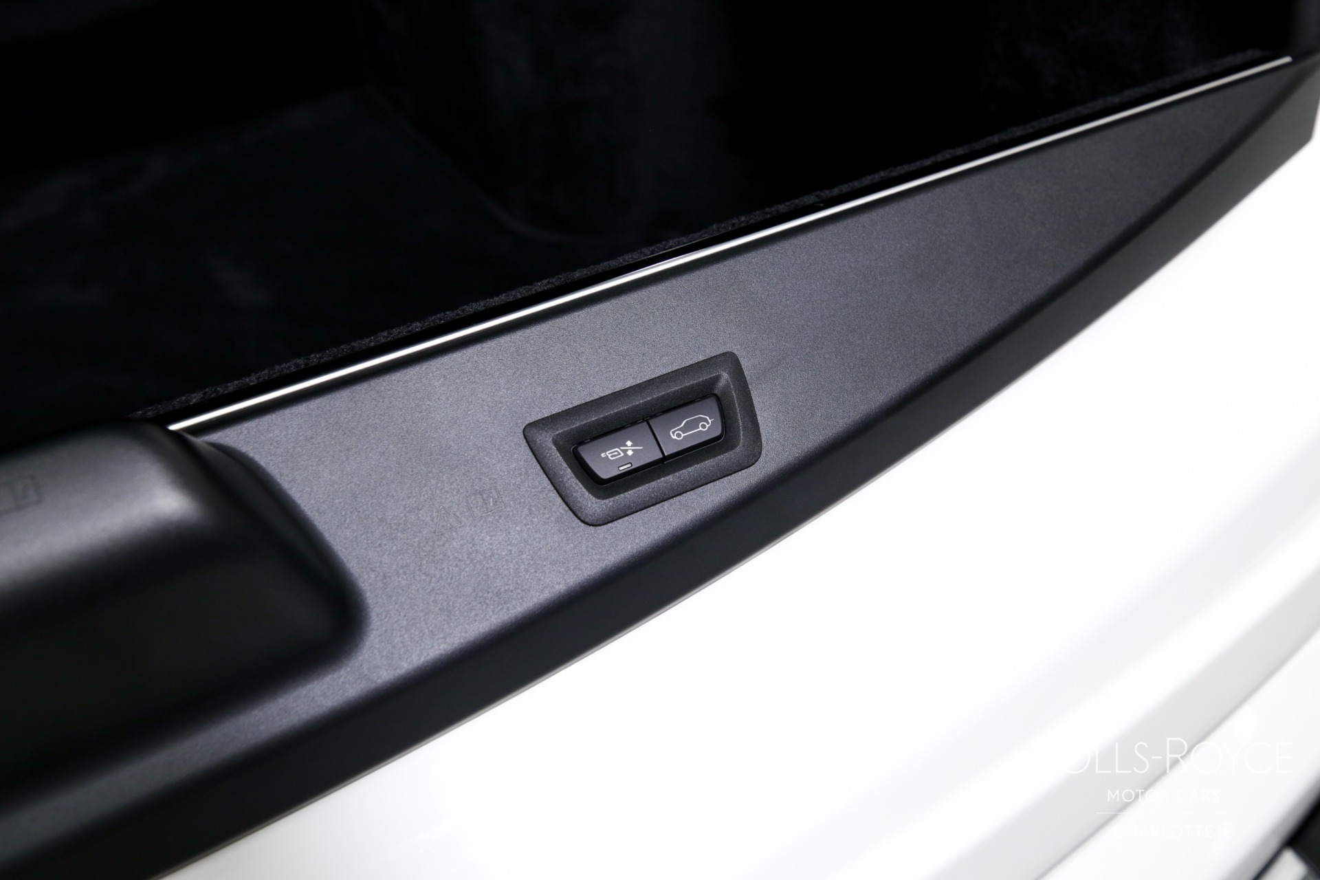 2025 Rolls Royce Cullinan photo 24