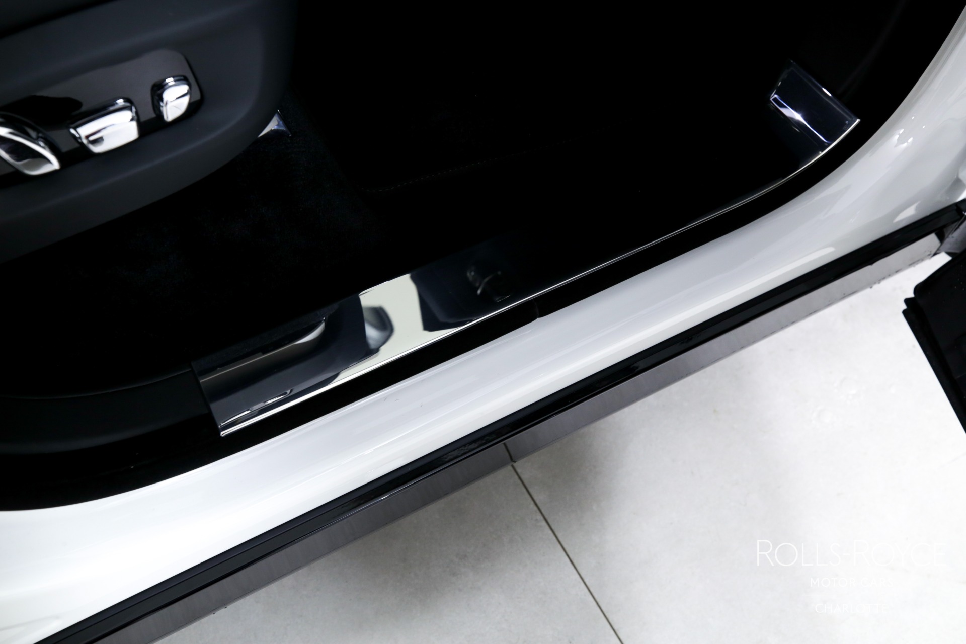 2025 Rolls Royce Cullinan photo 32