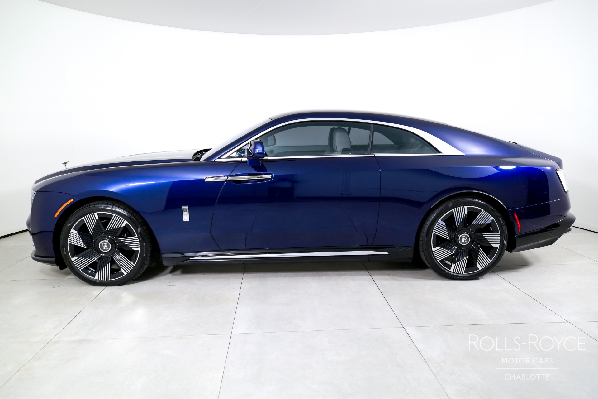 2024 Rolls Royce Spectre RR photo 3