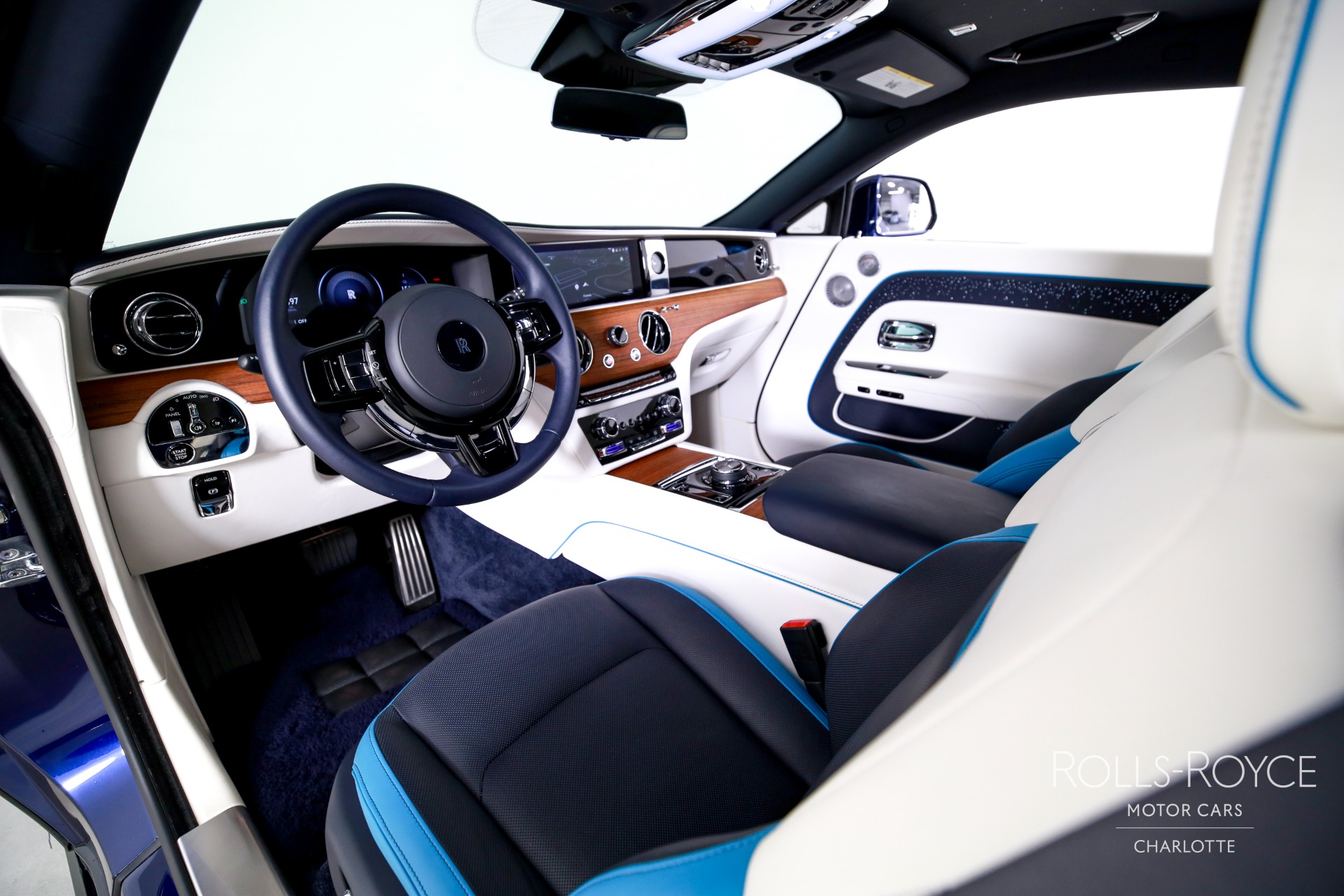 2024 Rolls Royce Spectre RR photo 4