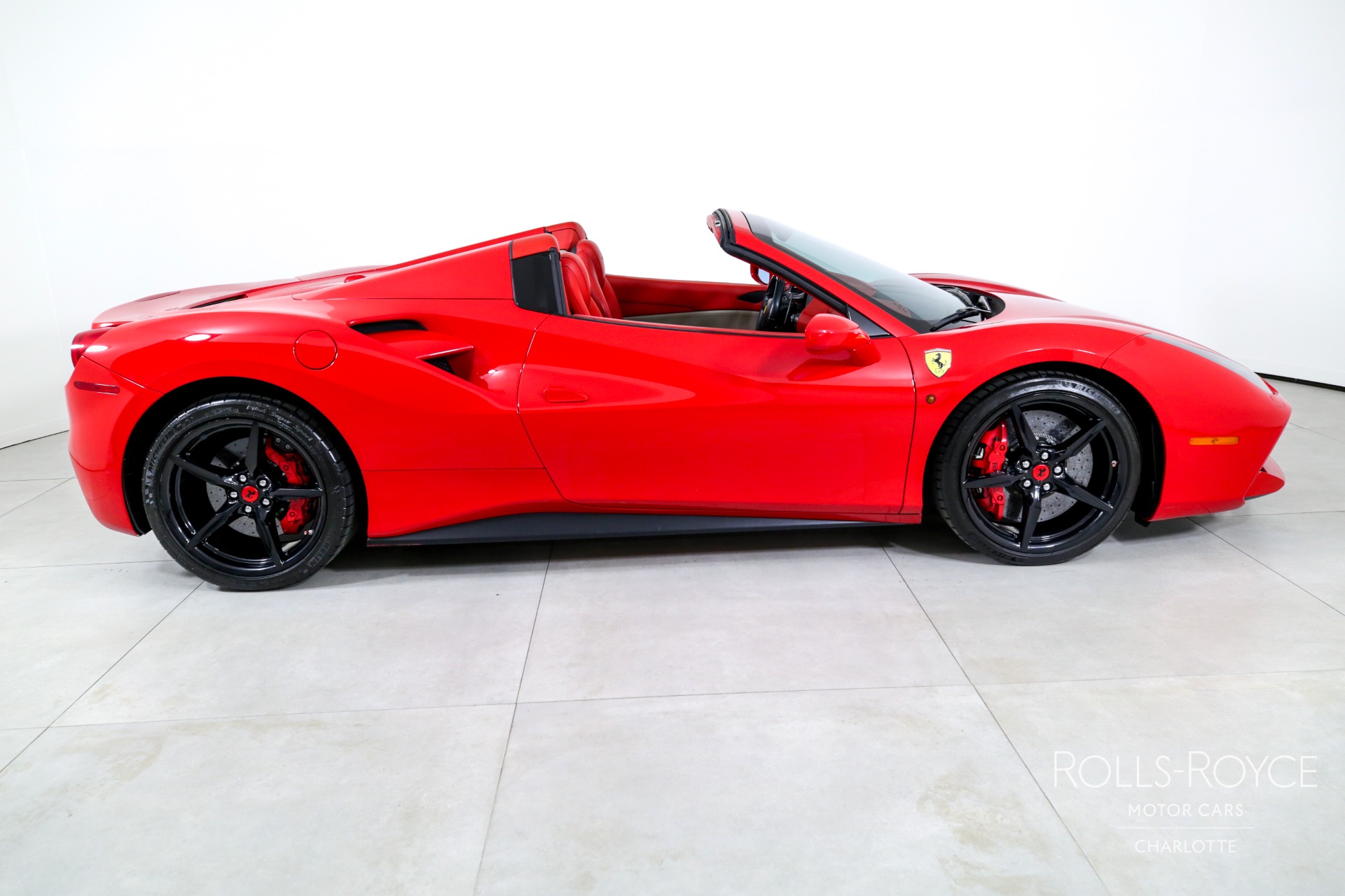 2018 Ferrari 488 Spider photo 10