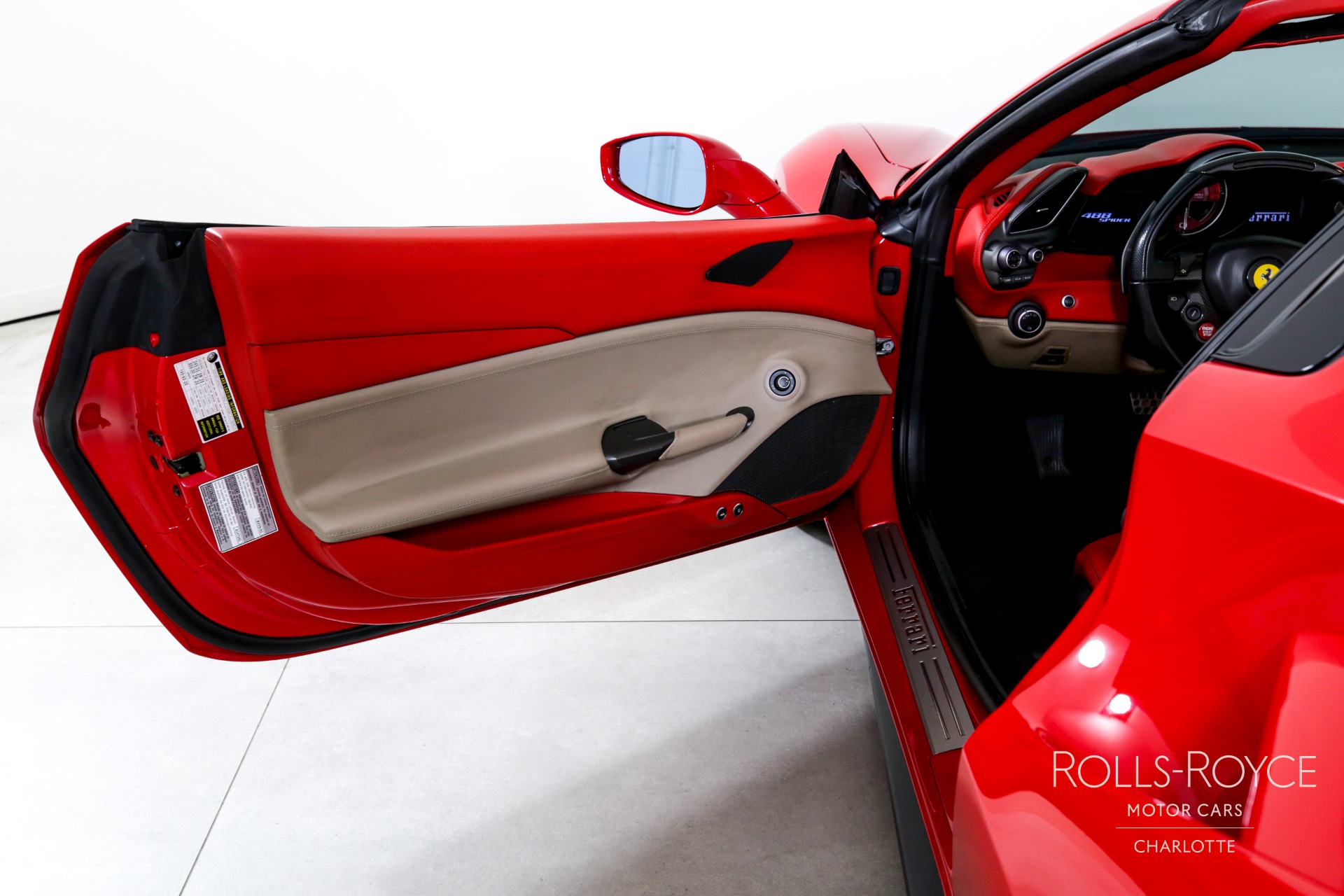 2018 Ferrari 488 Spider photo 11