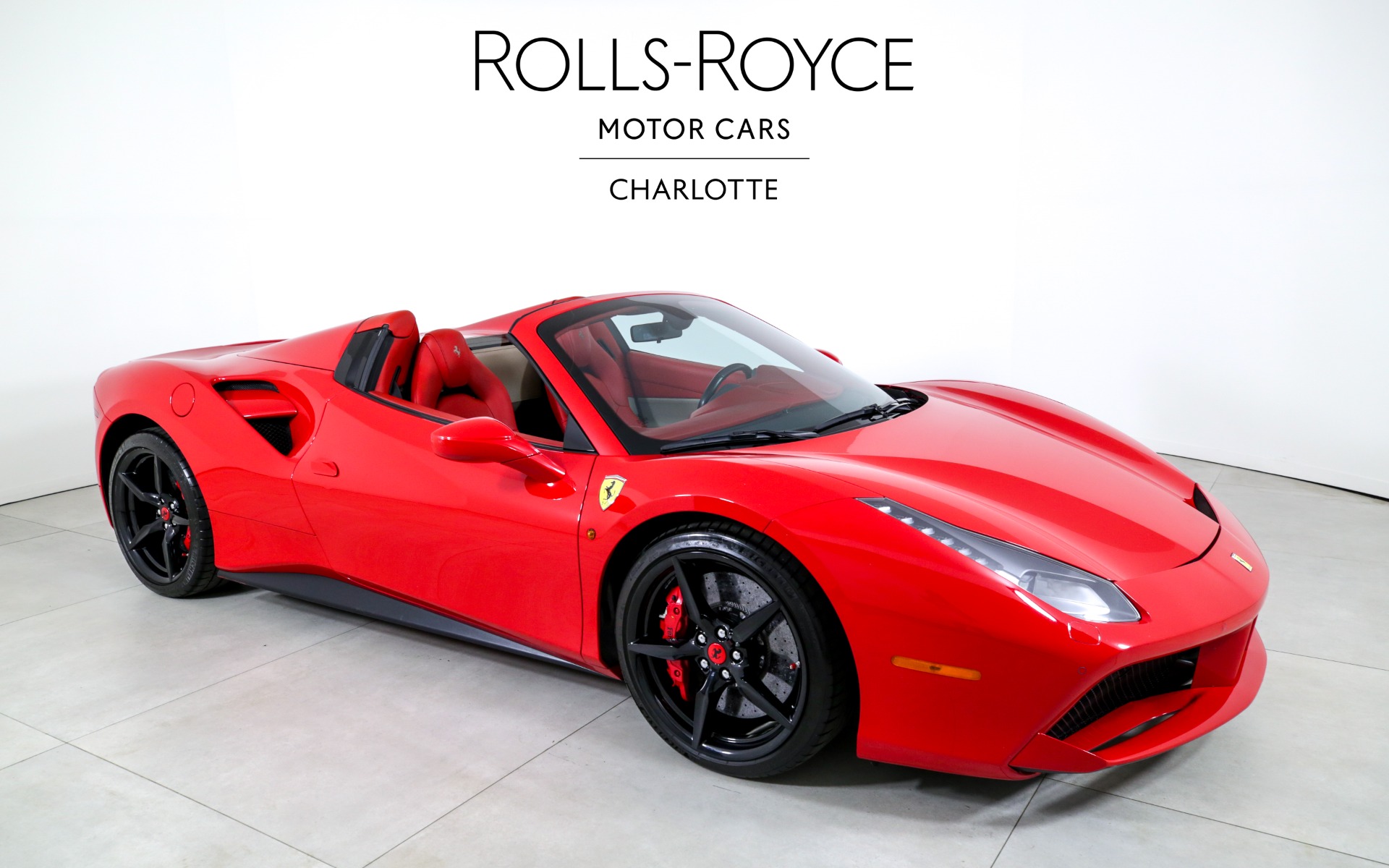 2018 Ferrari 488 Spider photo 2