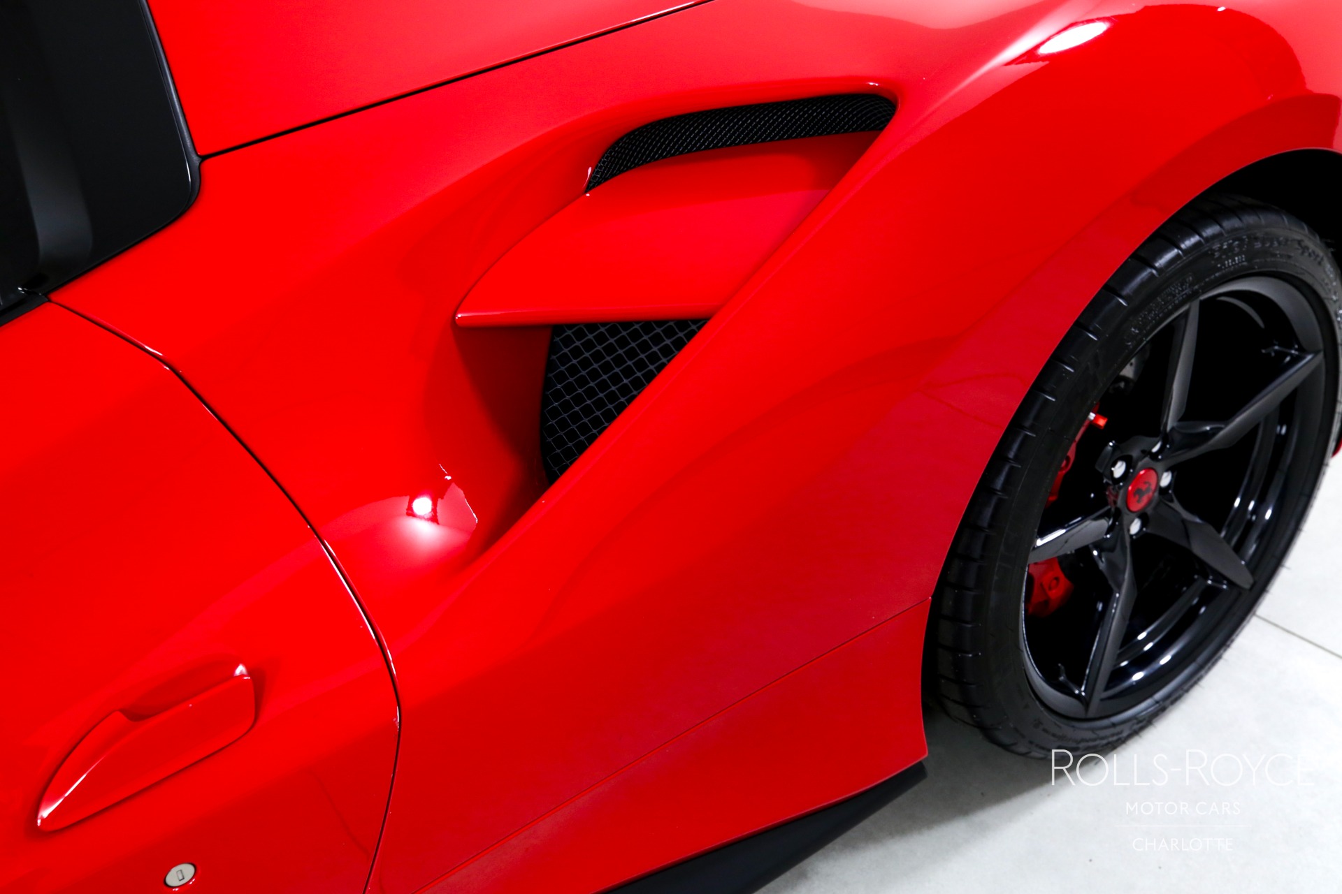 2018 Ferrari 488 Spider photo 32