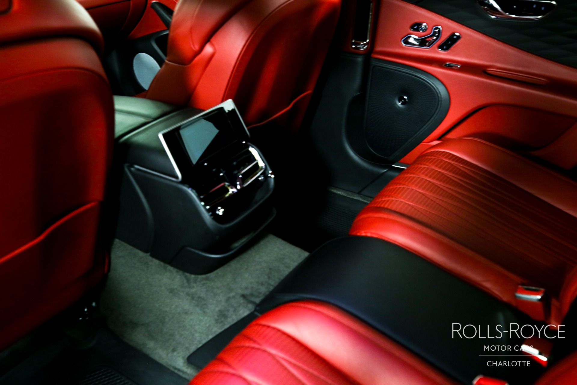 2021 Bentley Flying Spur V8 photo 18