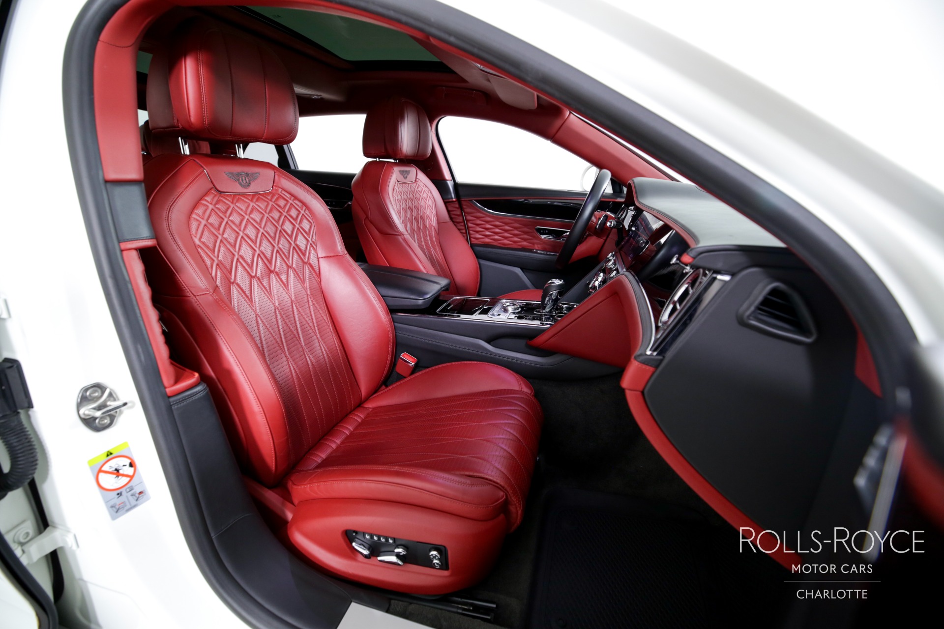 2021 Bentley Flying Spur V8 photo 24