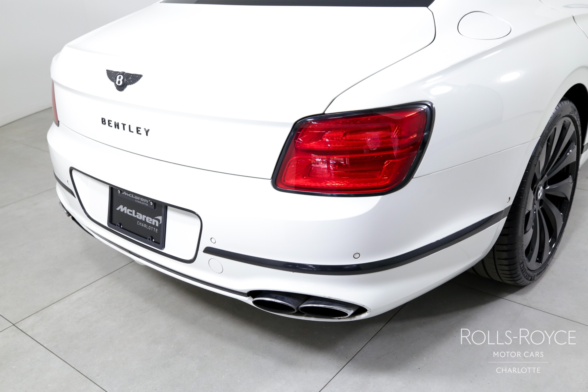 2021 Bentley Flying Spur V8 photo 35