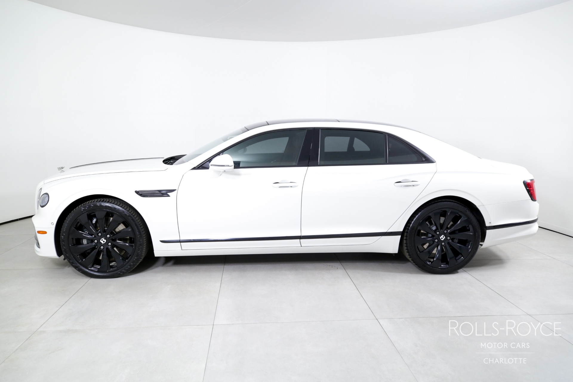 2021 Bentley Flying Spur V8 photo 5