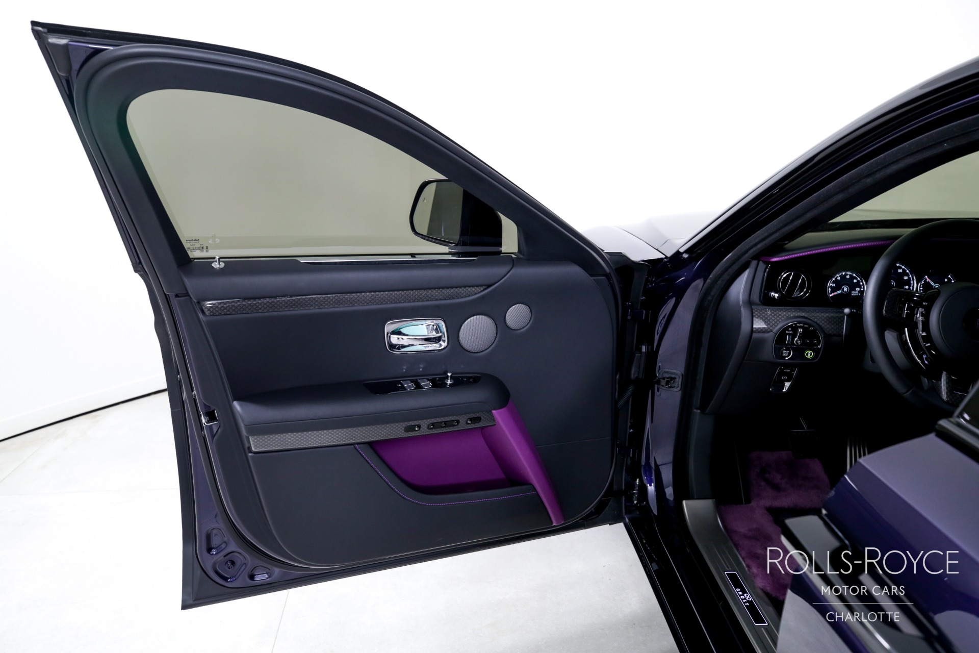 2024 Rolls-Royce Ghost Black Badge - Photo 11