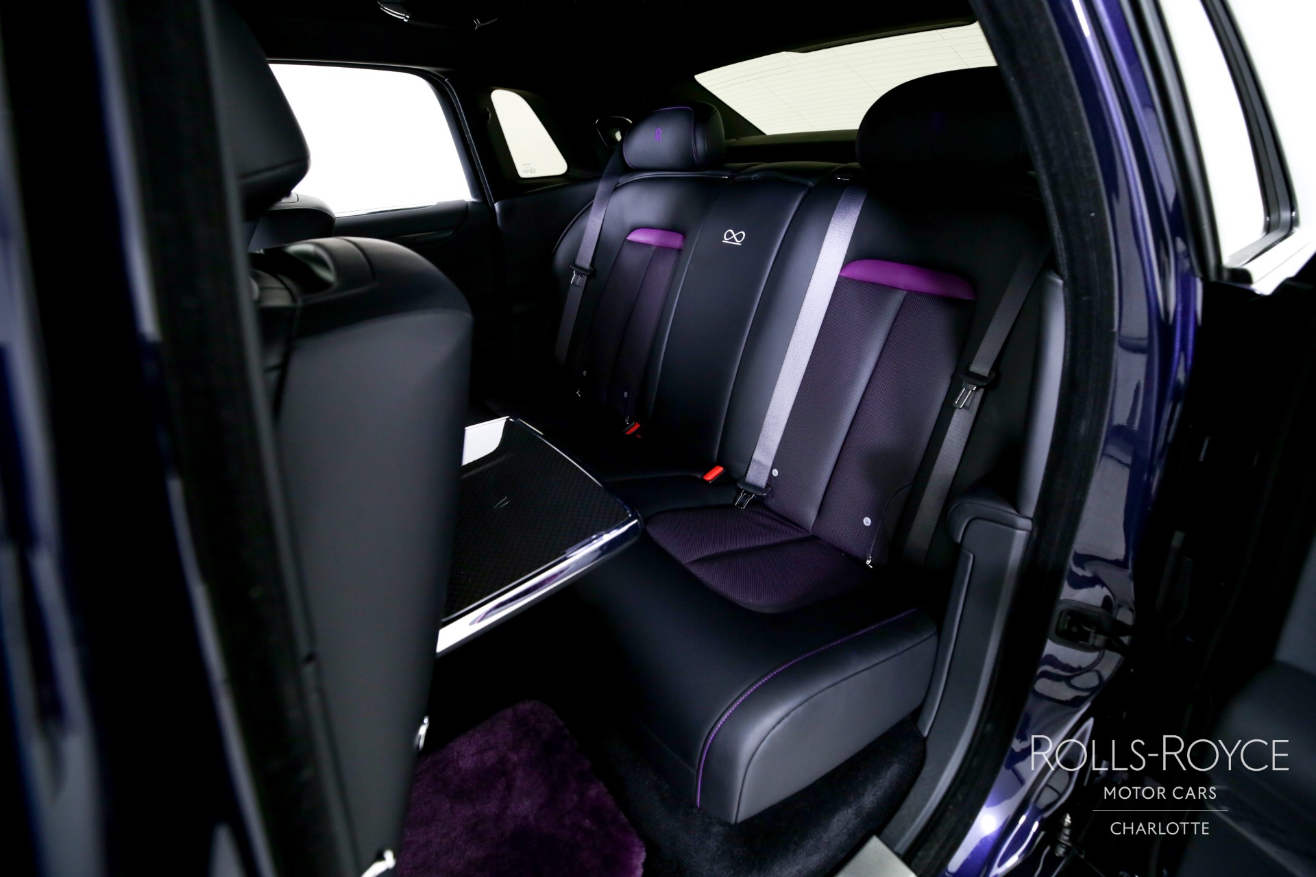 2024 Rolls-Royce Ghost Black Badge - Photo 19