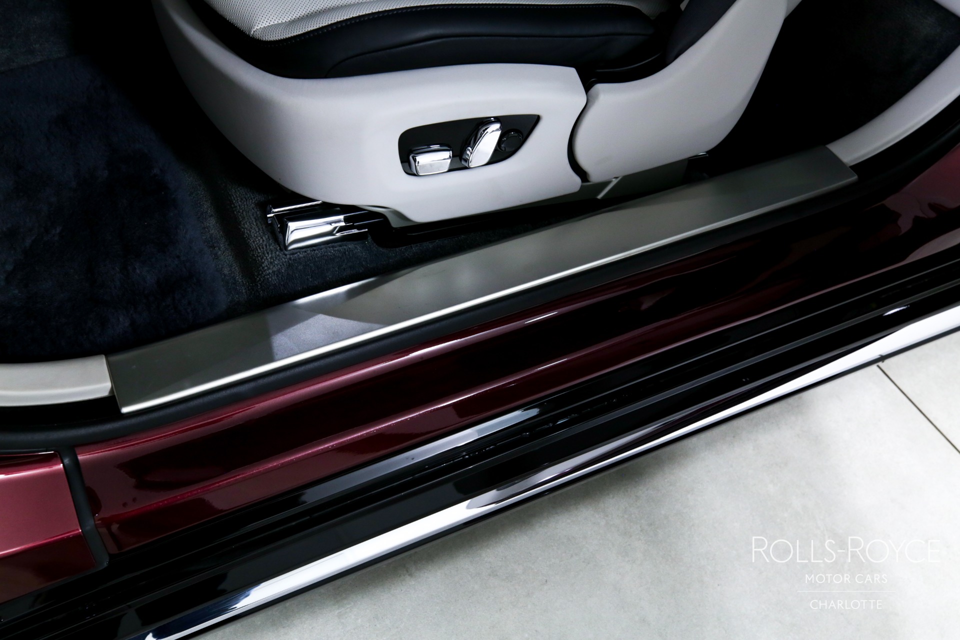 2024 Rolls Royce Spectre RR photo 19