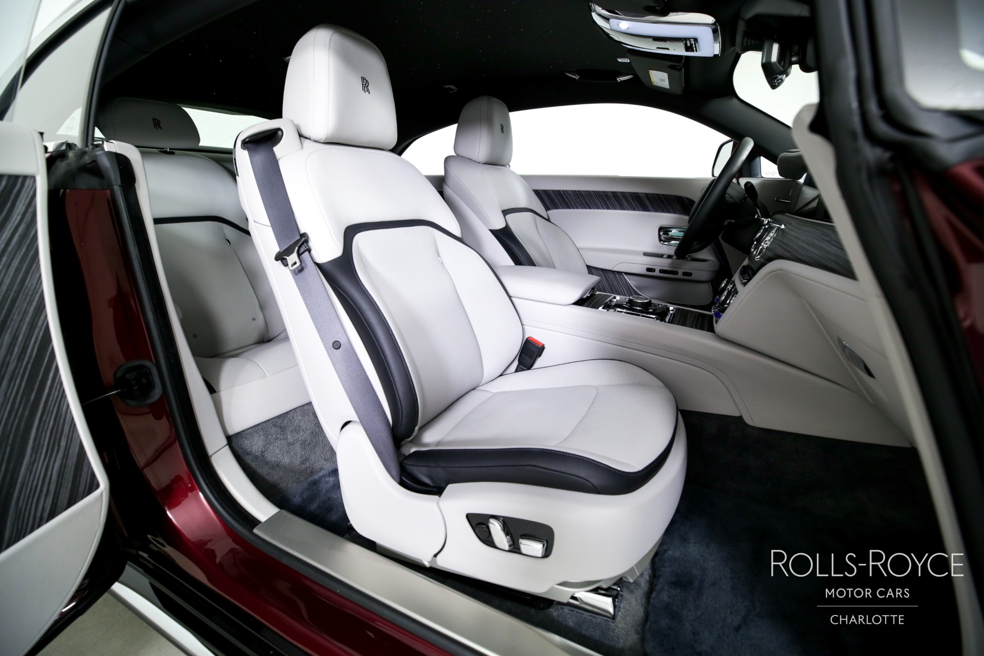 2024 Rolls Royce Spectre RR photo 22