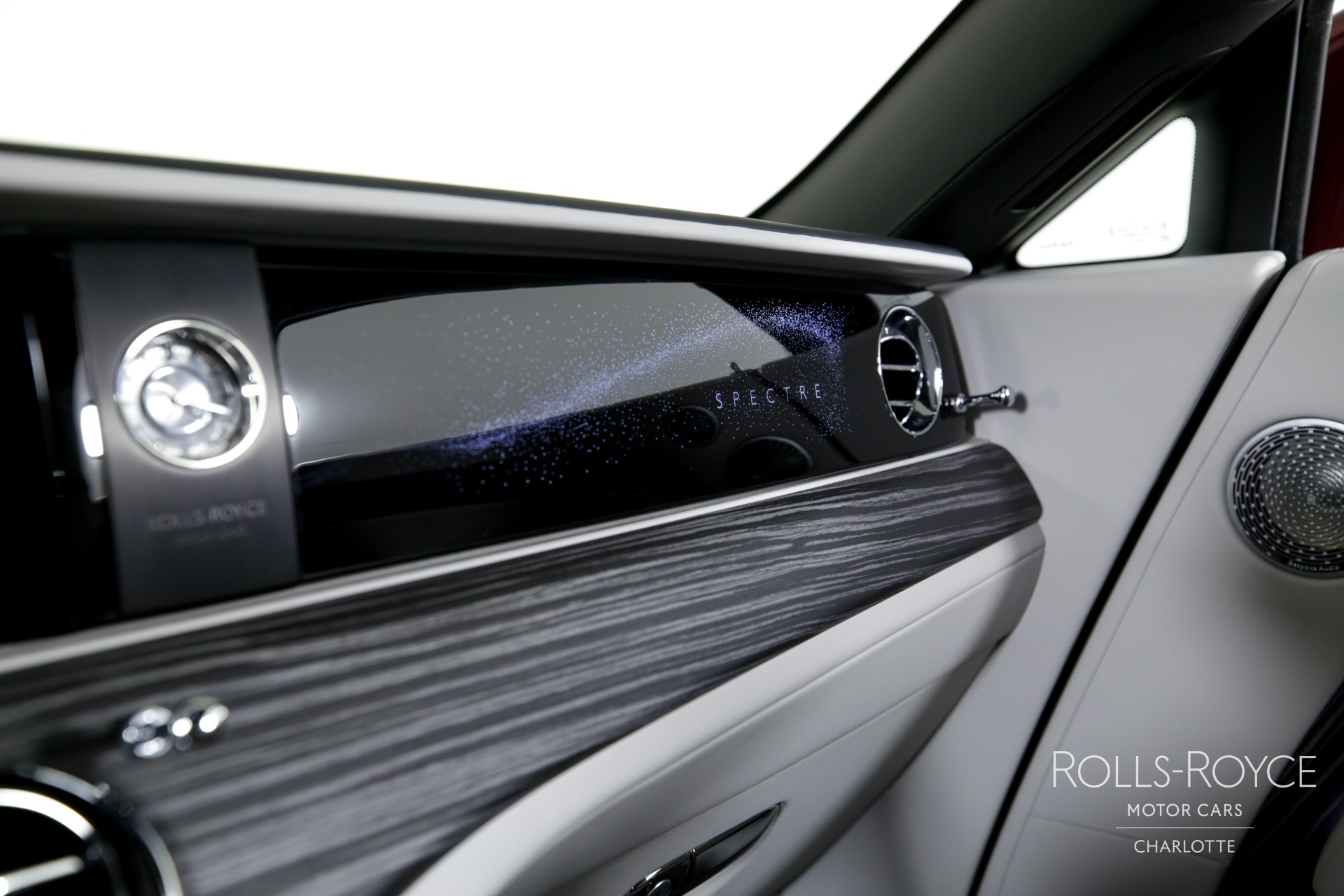 2024 Rolls Royce Spectre RR photo 24