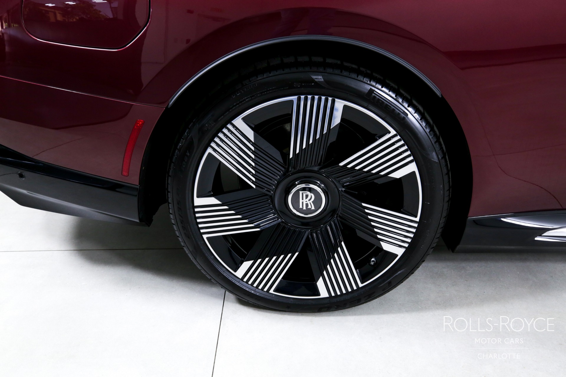 2024 Rolls Royce Spectre RR photo 30