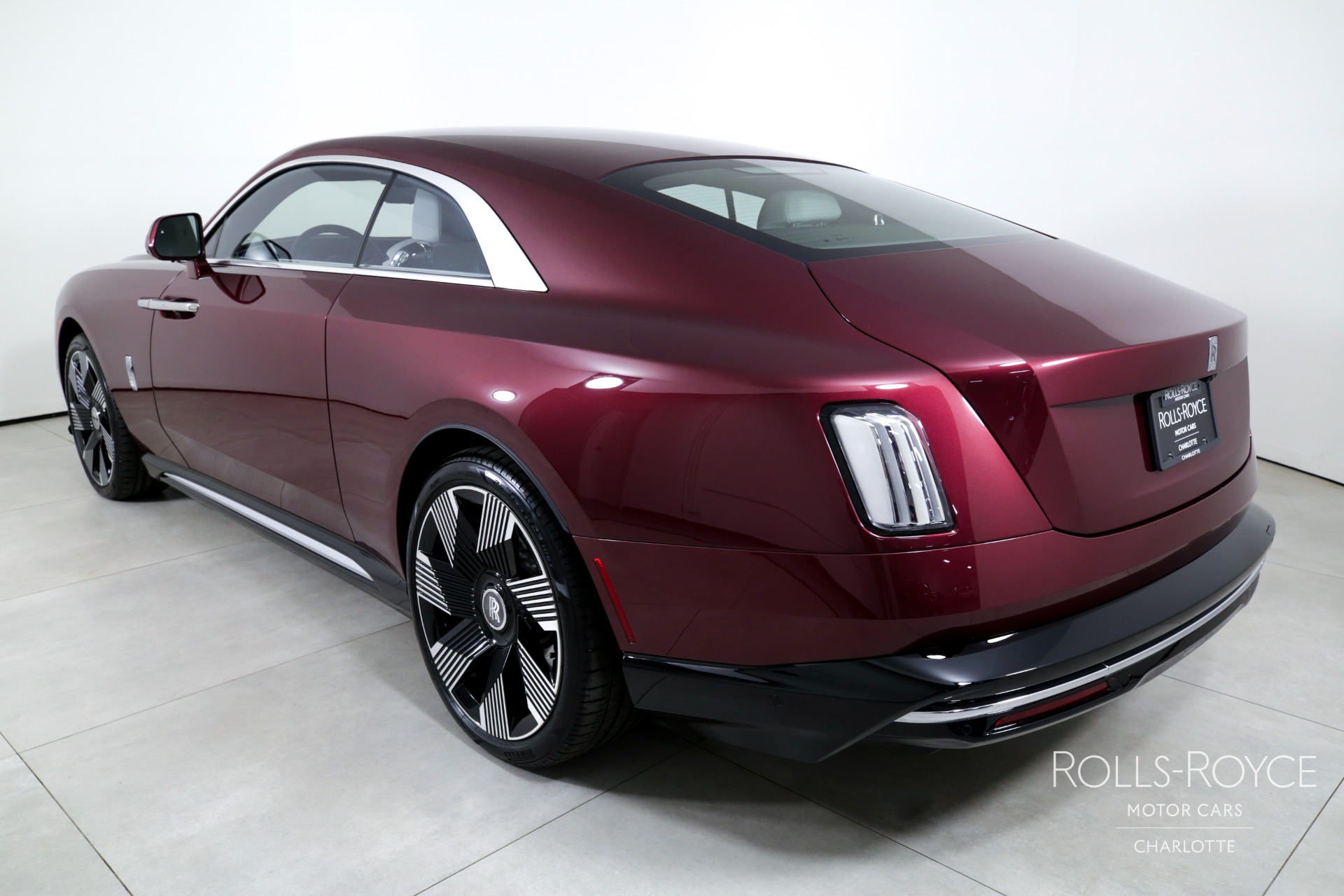 2024 Rolls Royce Spectre RR photo 8