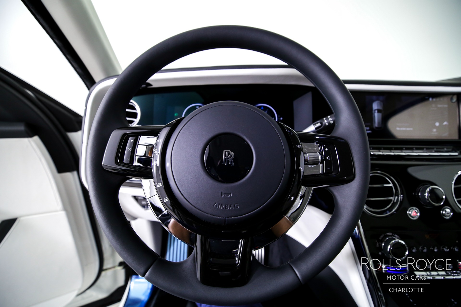 2025 Rolls Royce Cullinan RR photo 13