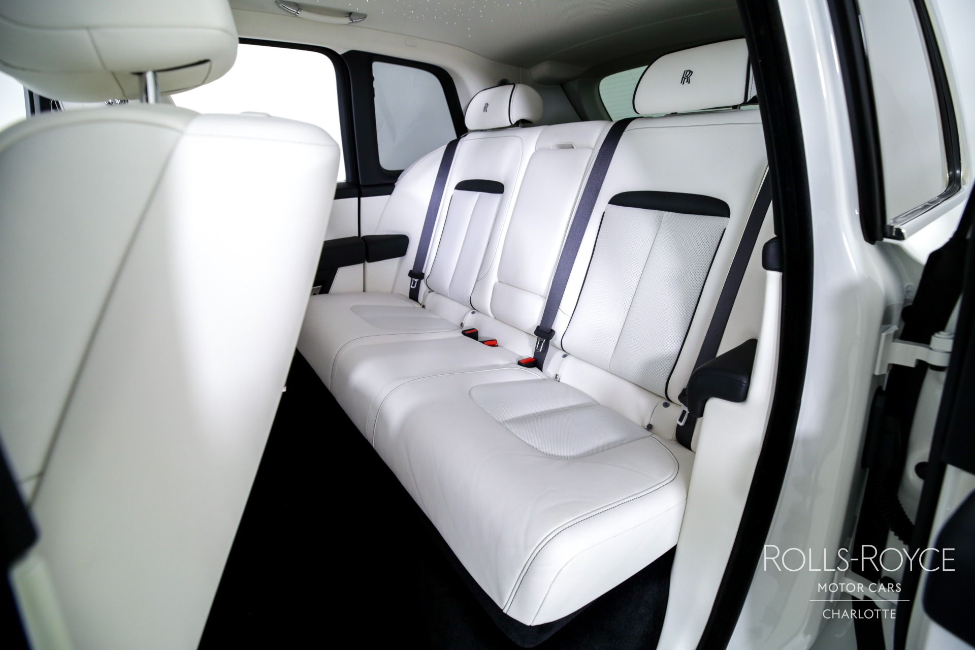 2025 Rolls Royce Cullinan RR photo 16