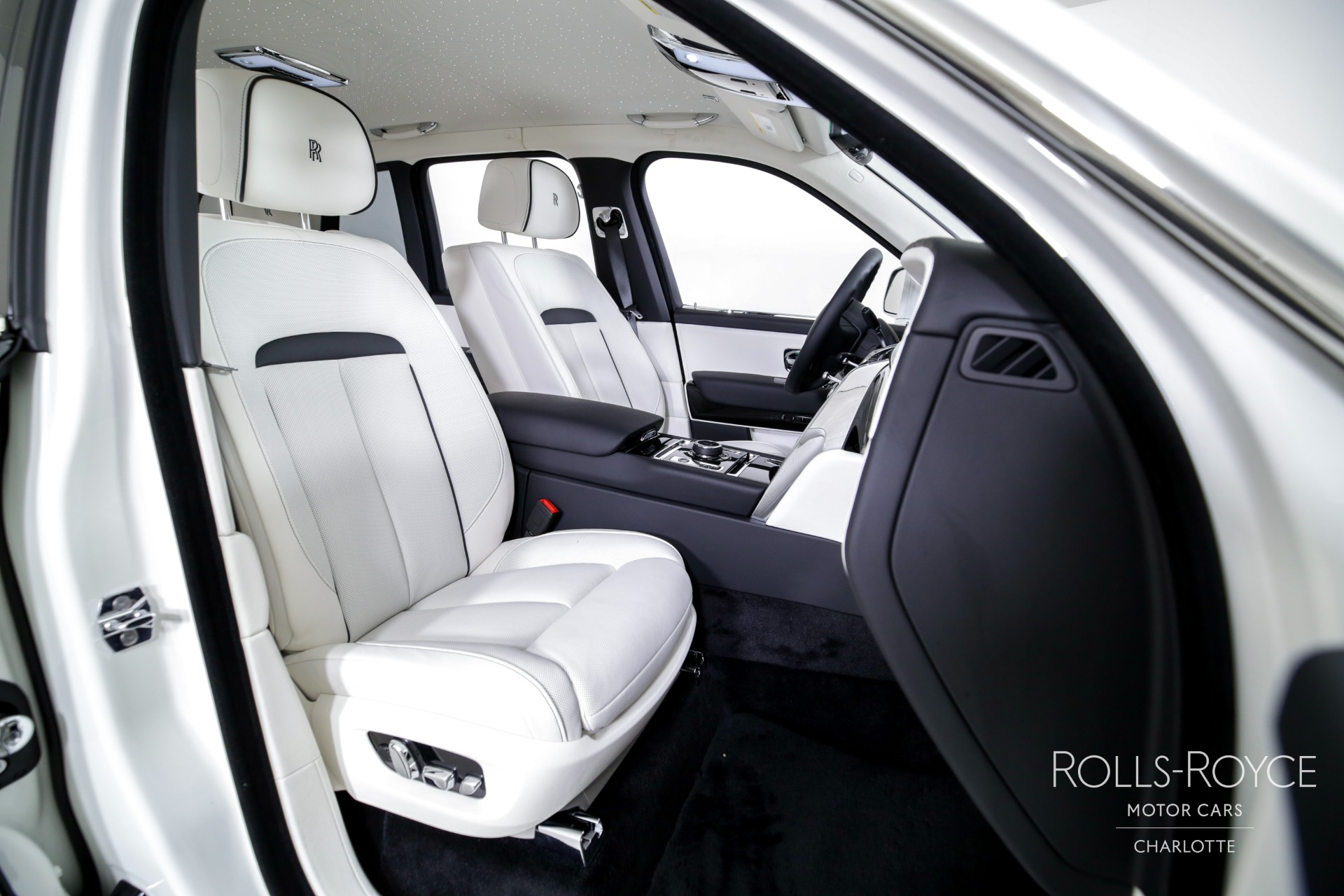 2025 Rolls Royce Cullinan RR photo 25