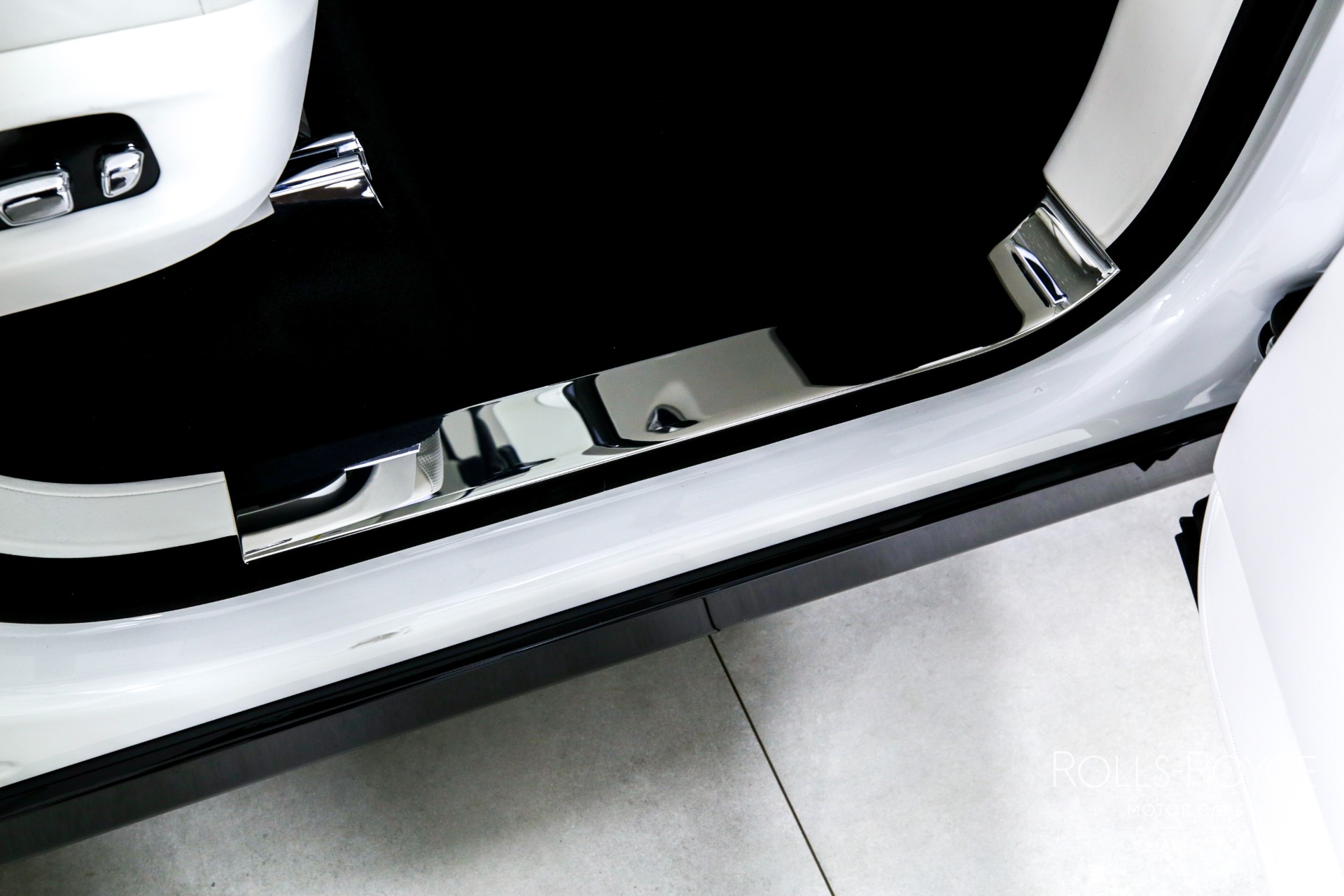 2025 Rolls Royce Cullinan RR photo 28